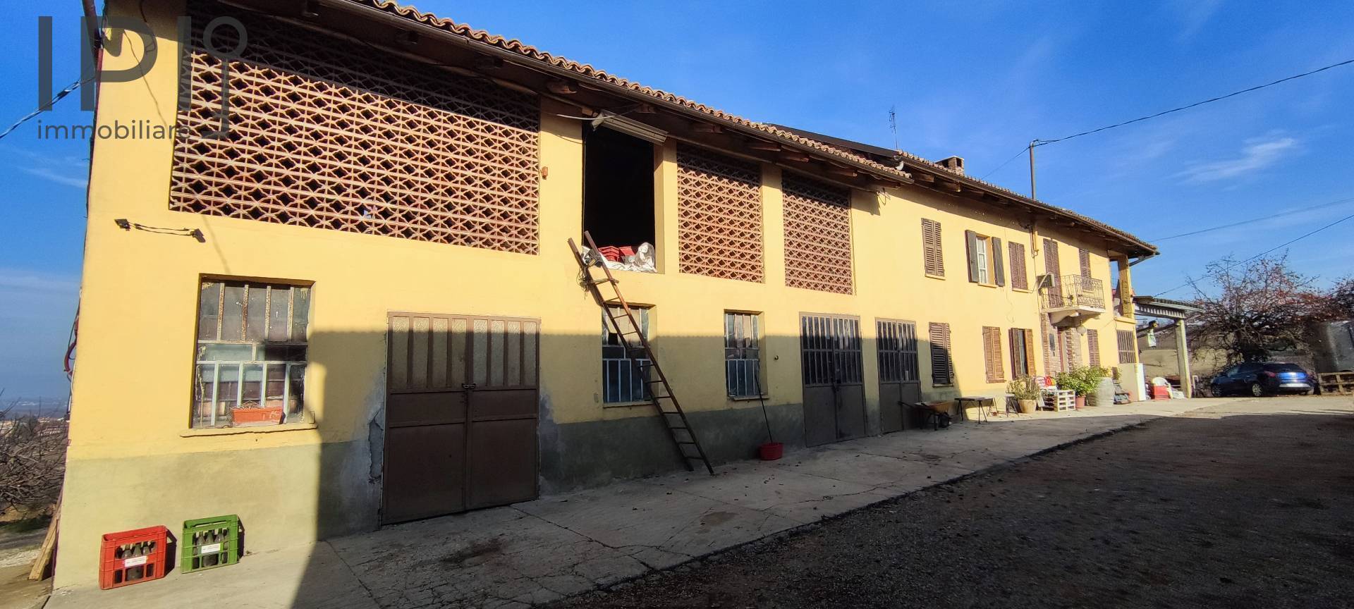 Cascinale / Podere in vendita a Costigliole d'Asti