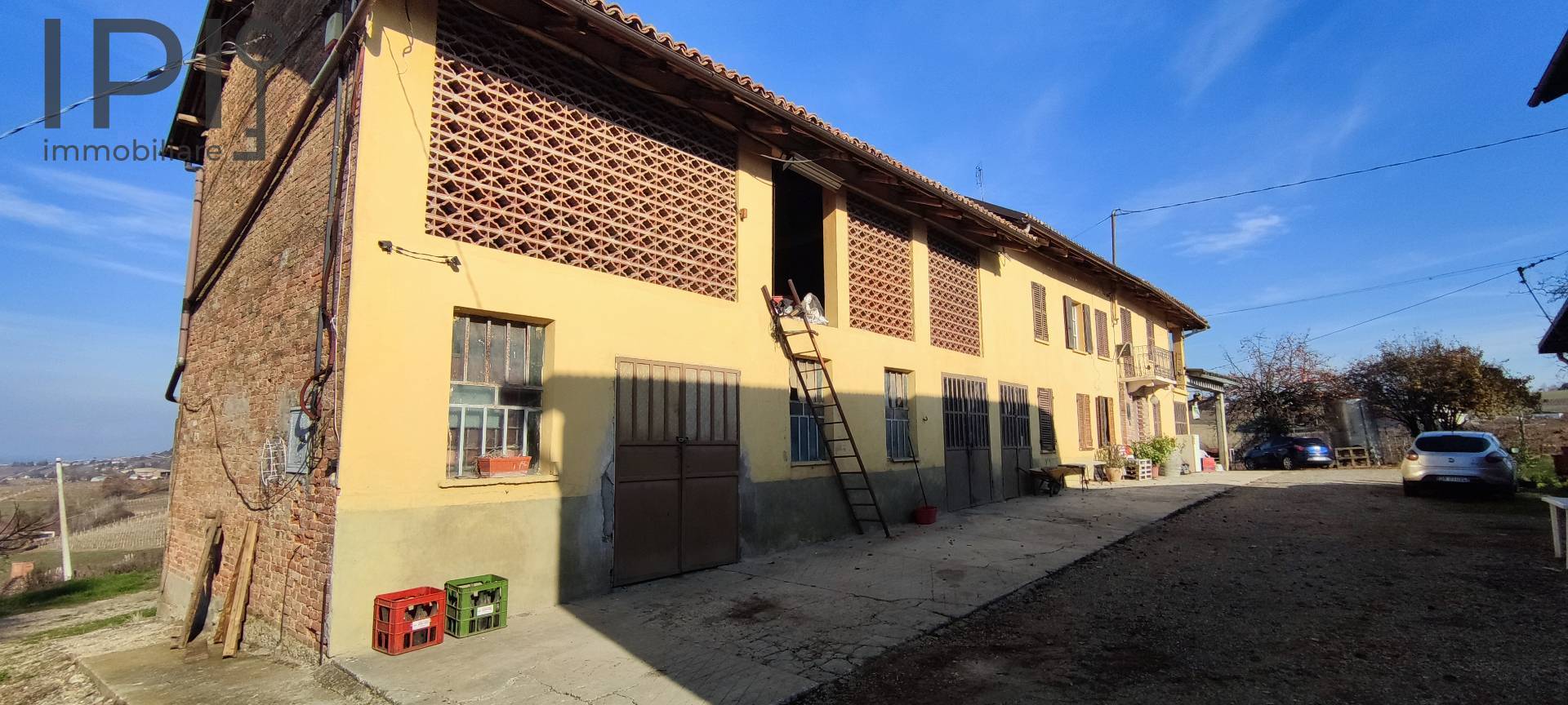 Cascinale / Podere in vendita a Costigliole d'Asti