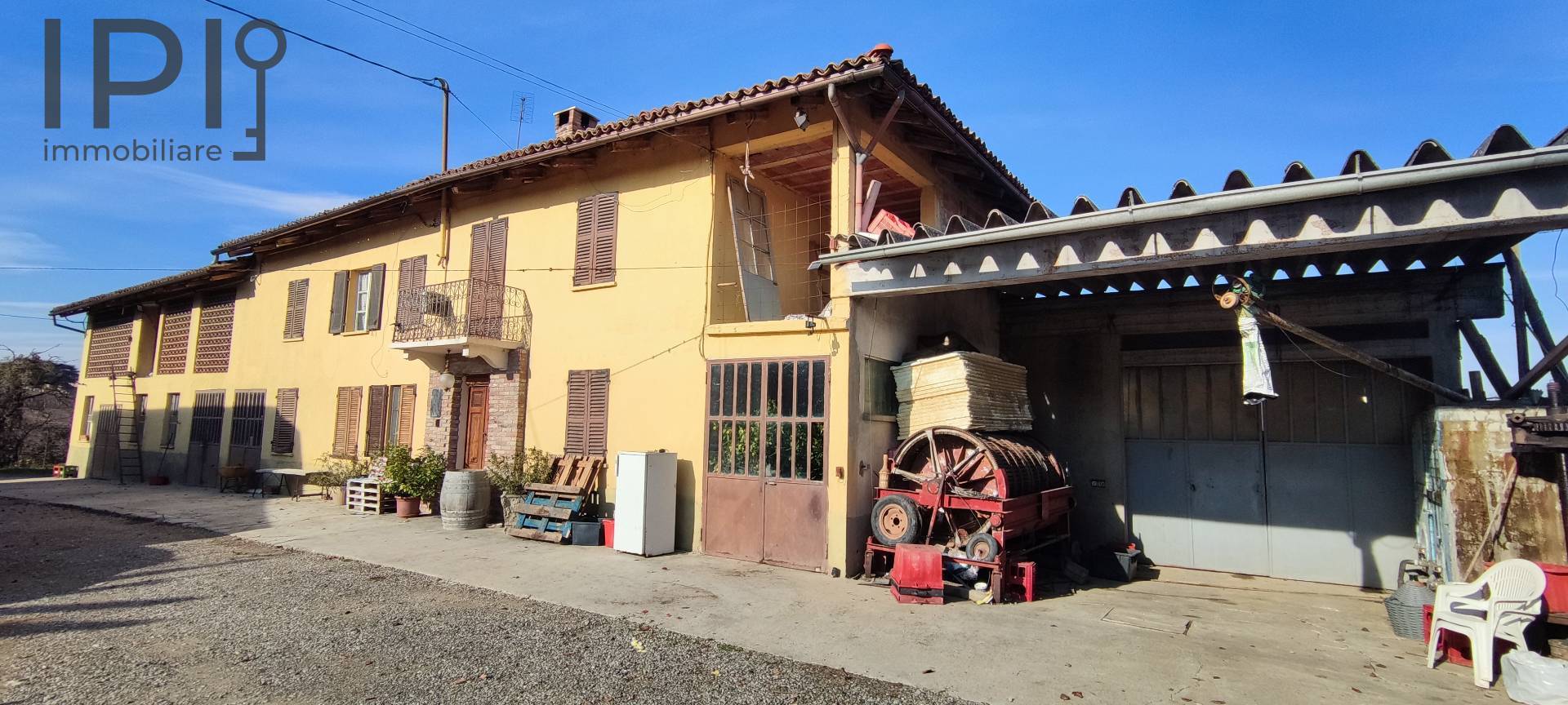 Cascinale / Podere in vendita a Costigliole d'Asti