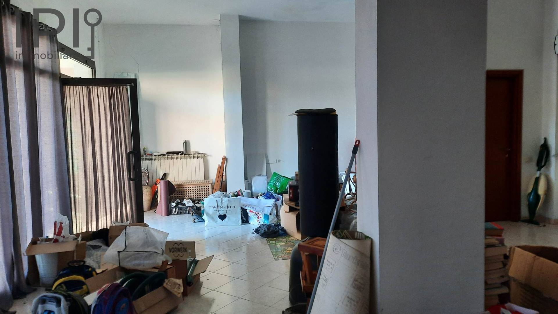 Locale Commerciale / Negozio in vendita a Carcare