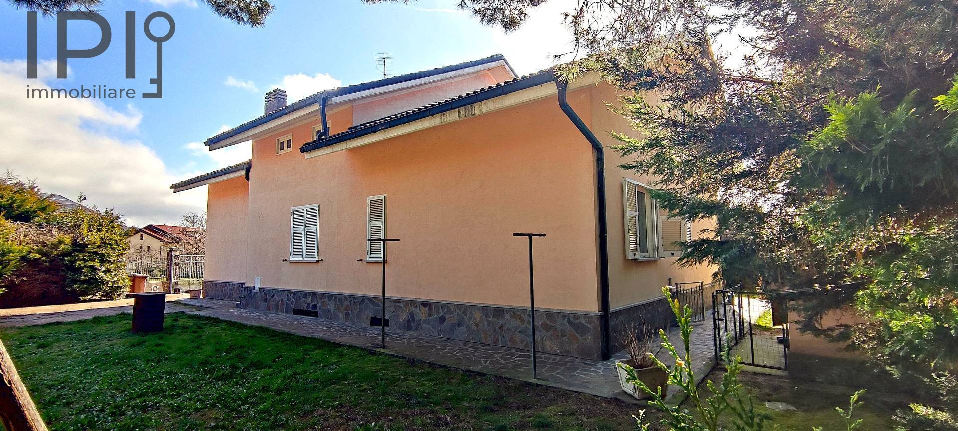 Villa / Villetta in vendita a Carcare