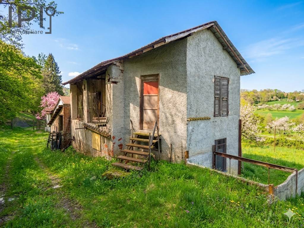 Casa Rustica in vendita a Piana Crixia, Pontevecchio