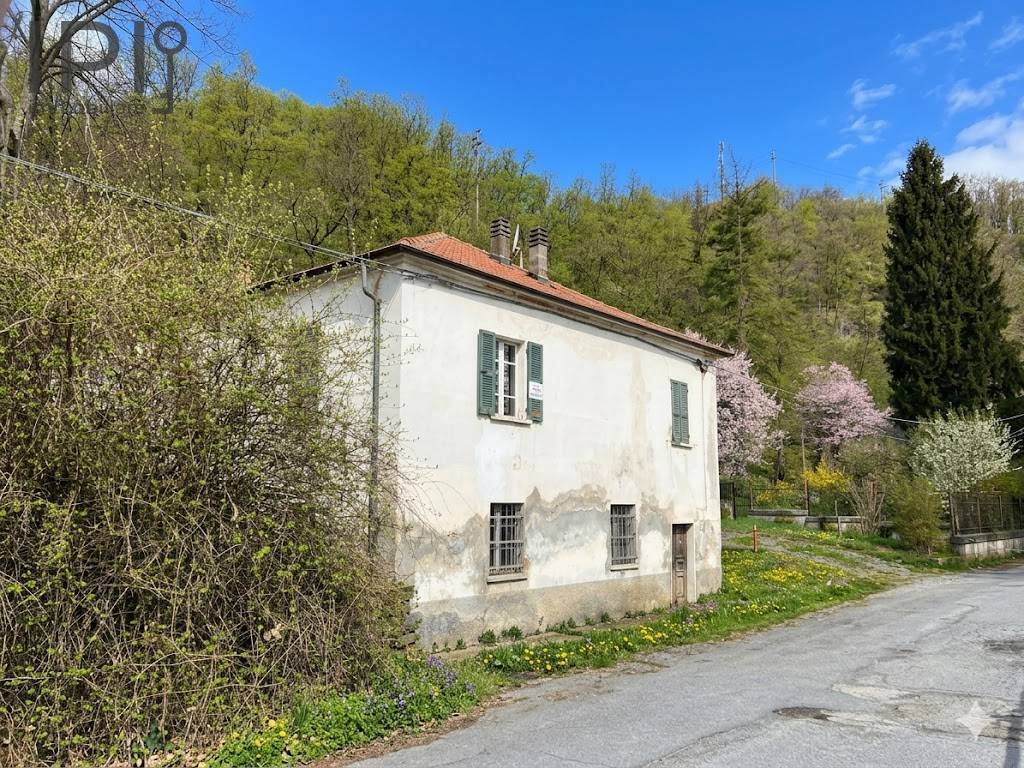 Casa Rustica in vendita a Piana Crixia, Pontevecchio
