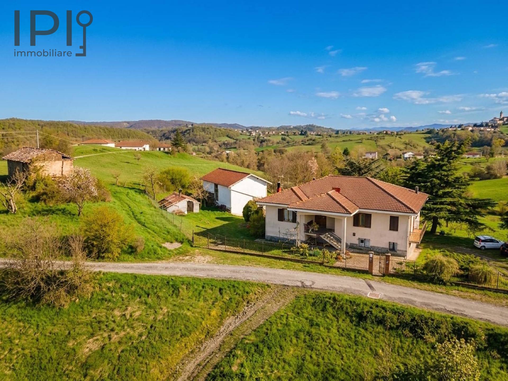 Villa / Villetta in vendita a Pareto