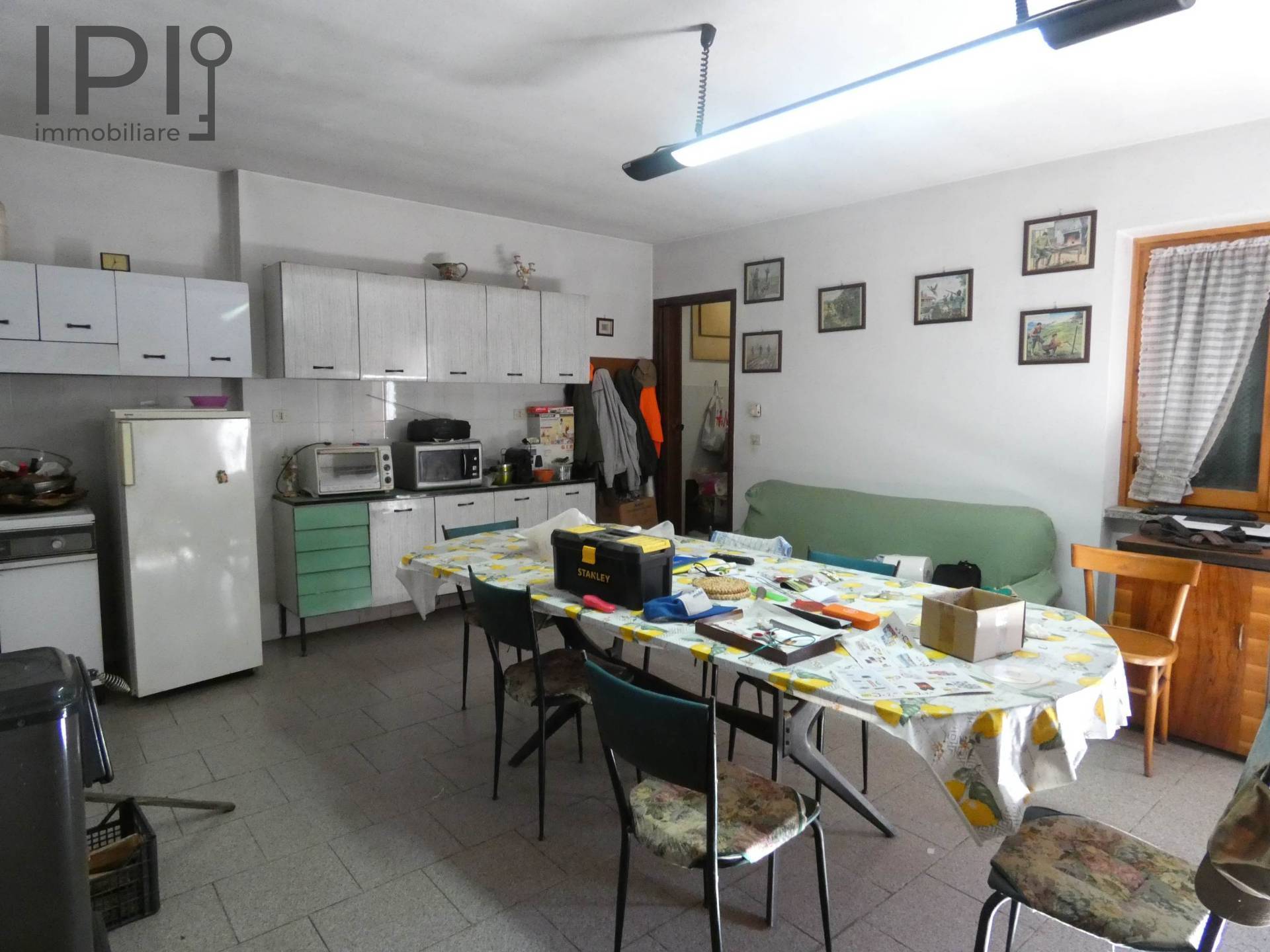 Casa - Semindipendente in vendita a Dego, Piano