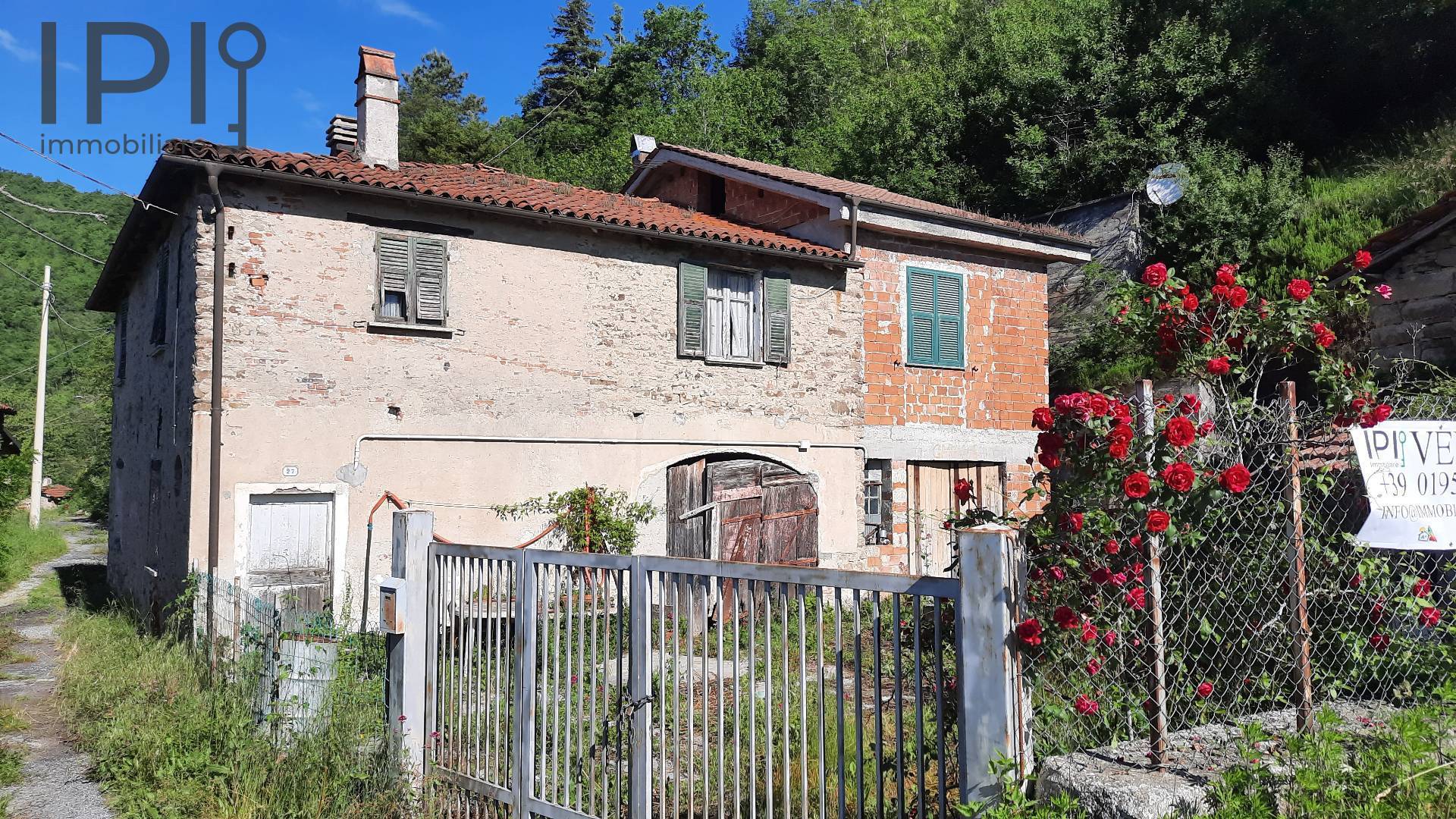 Casa Rustica in vendita a Cairo Montenotte, Carretto