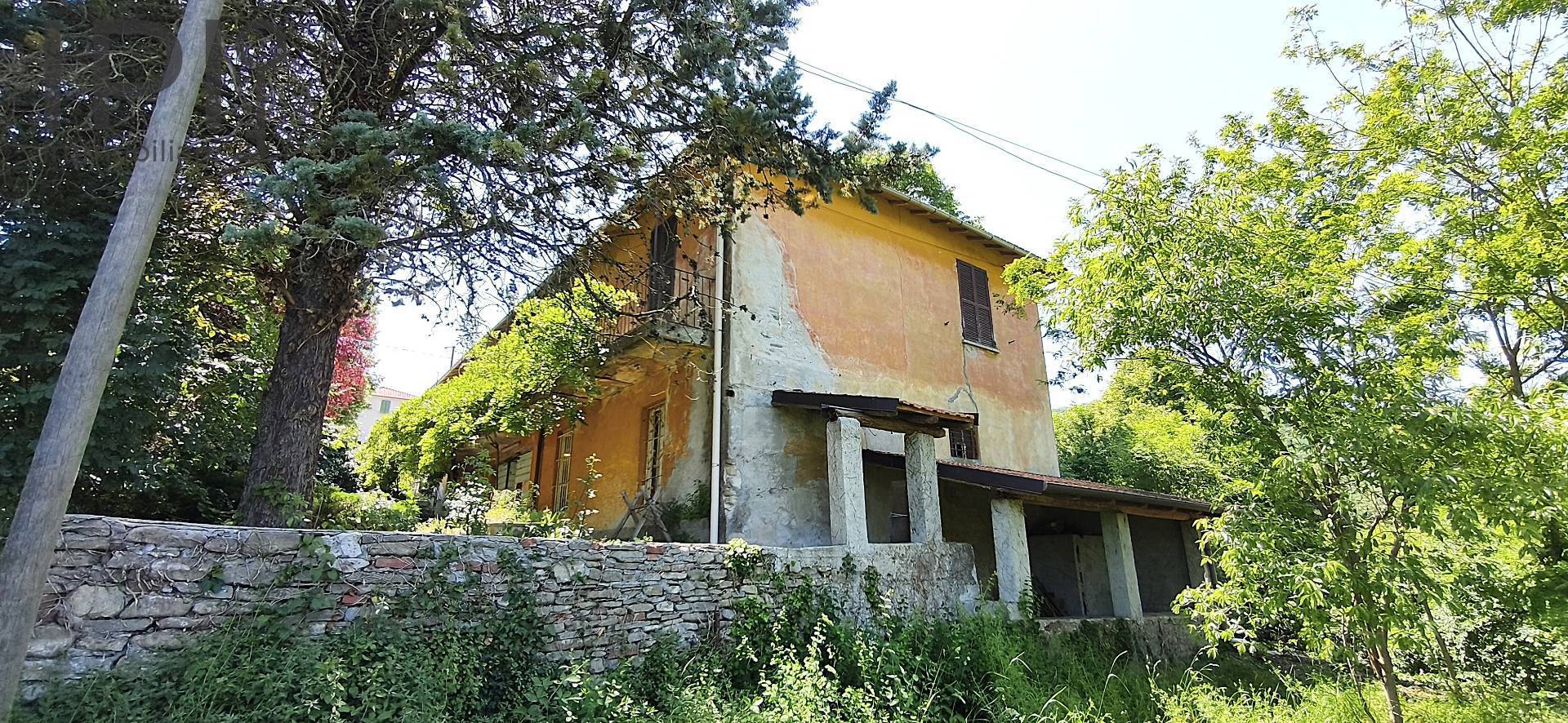 Casa in vendita a Mombaldone