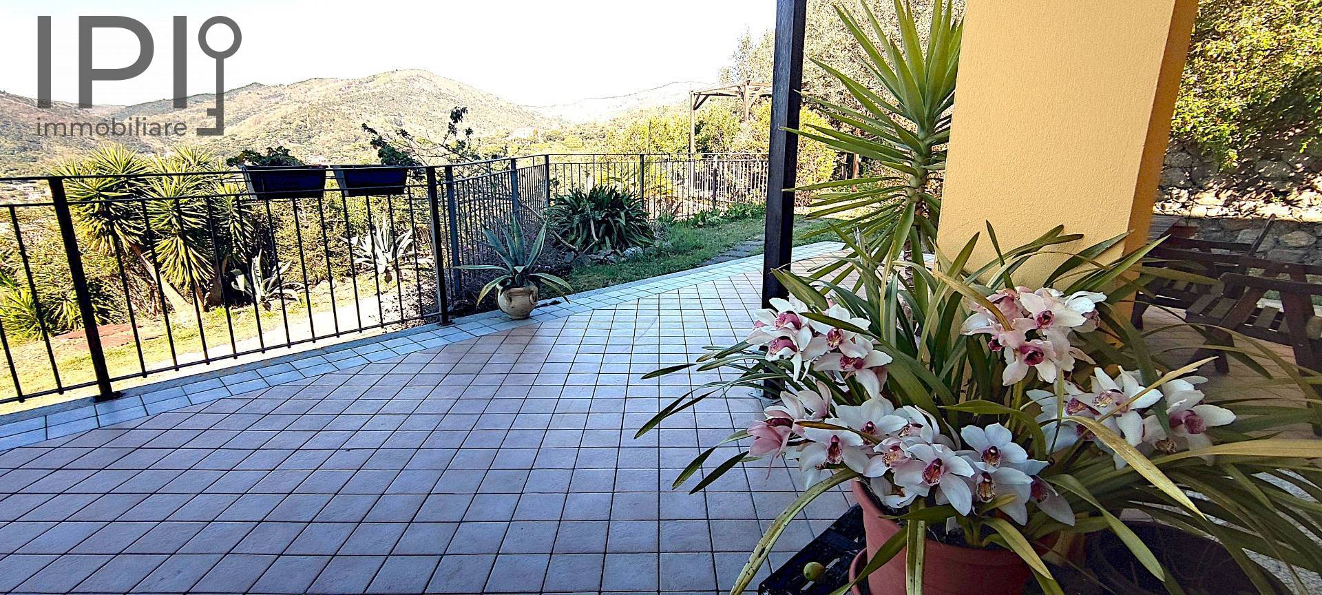 Villa / Villetta in vendita a Savona