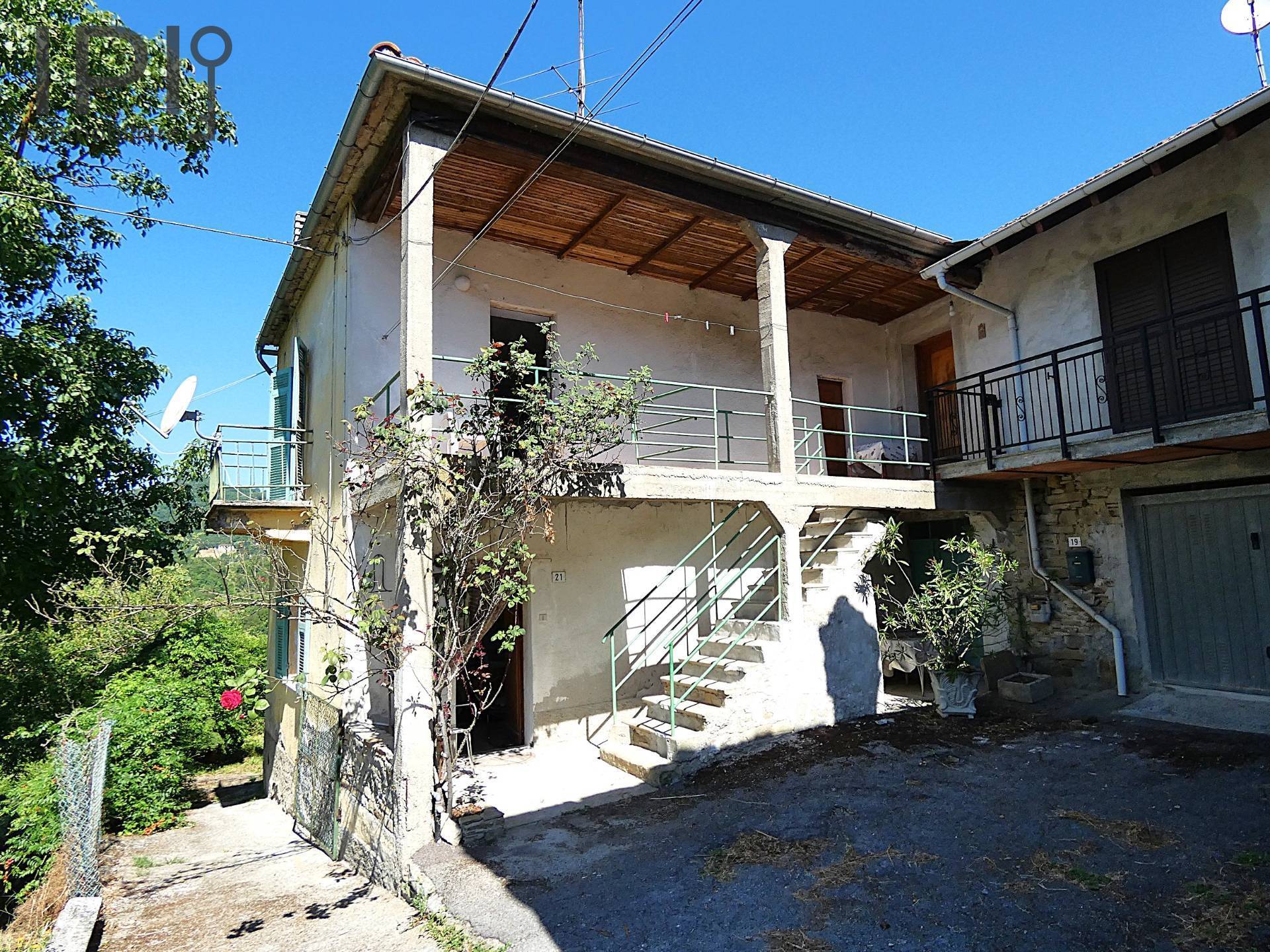 Casa in vendita a Piana Crixia, San Massimo