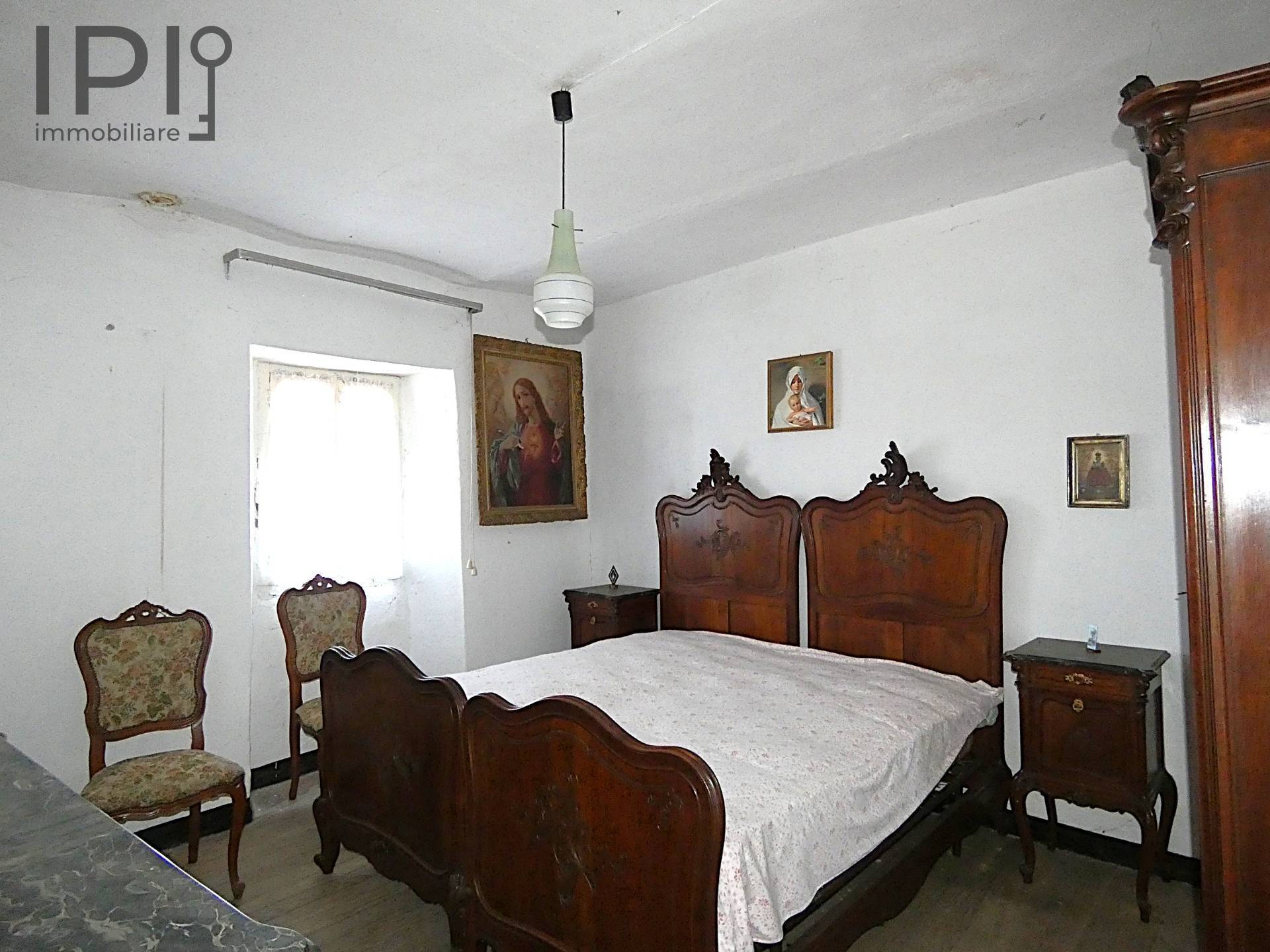 Casa in vendita a Piana Crixia, San Massimo