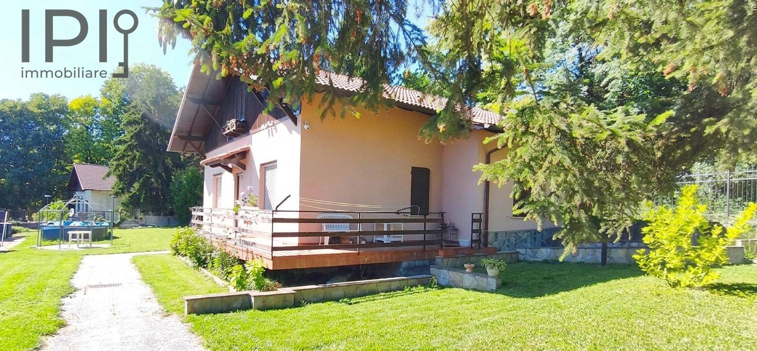 Villa / Villetta in vendita a Ponzone