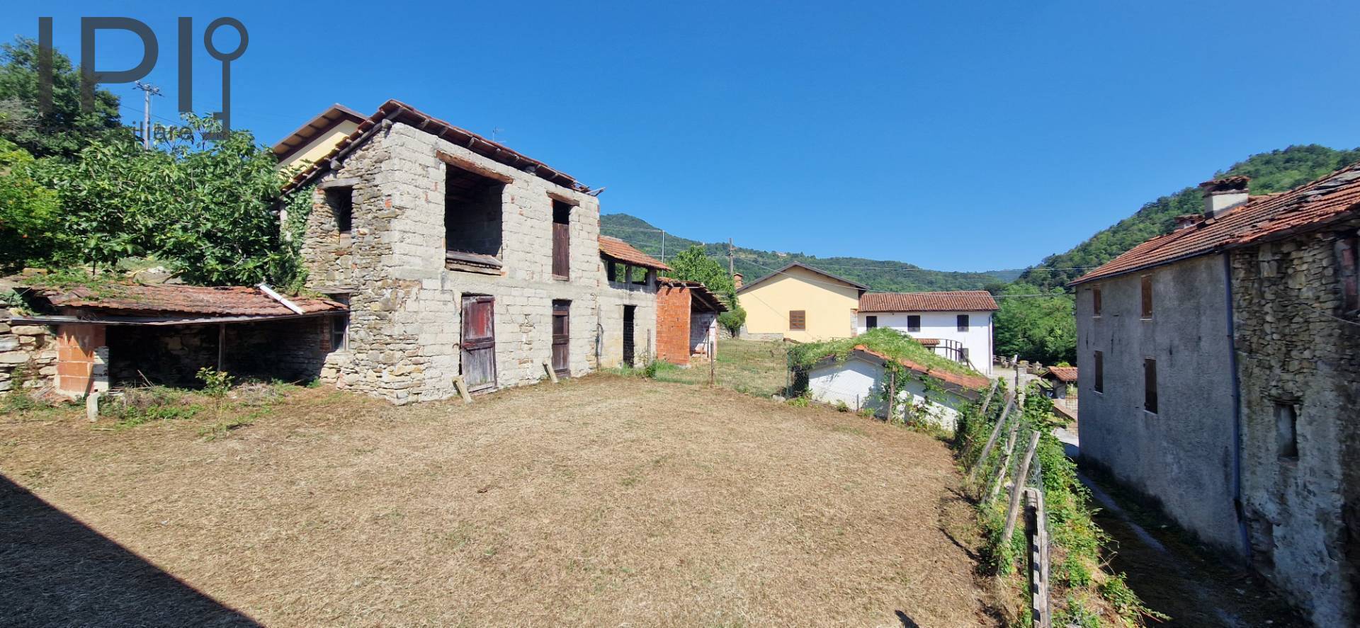 Casa - Semindipendente in vendita a Camerana