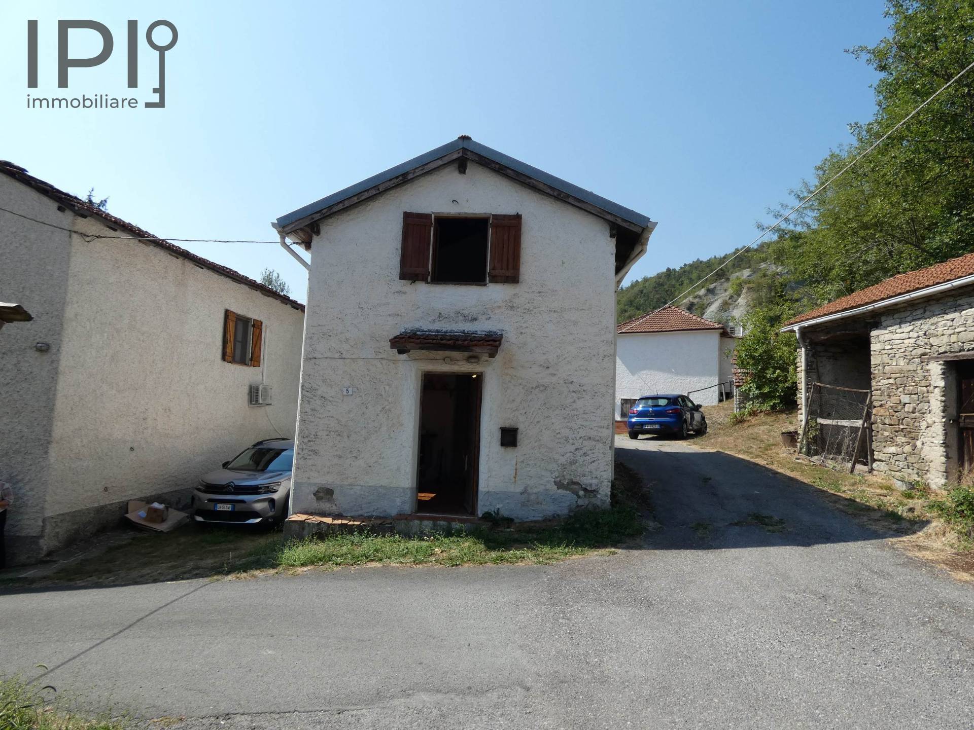 Casa in vendita a Piana Crixia