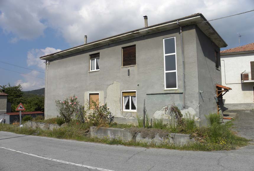 Casa in vendita a Piana Crixia