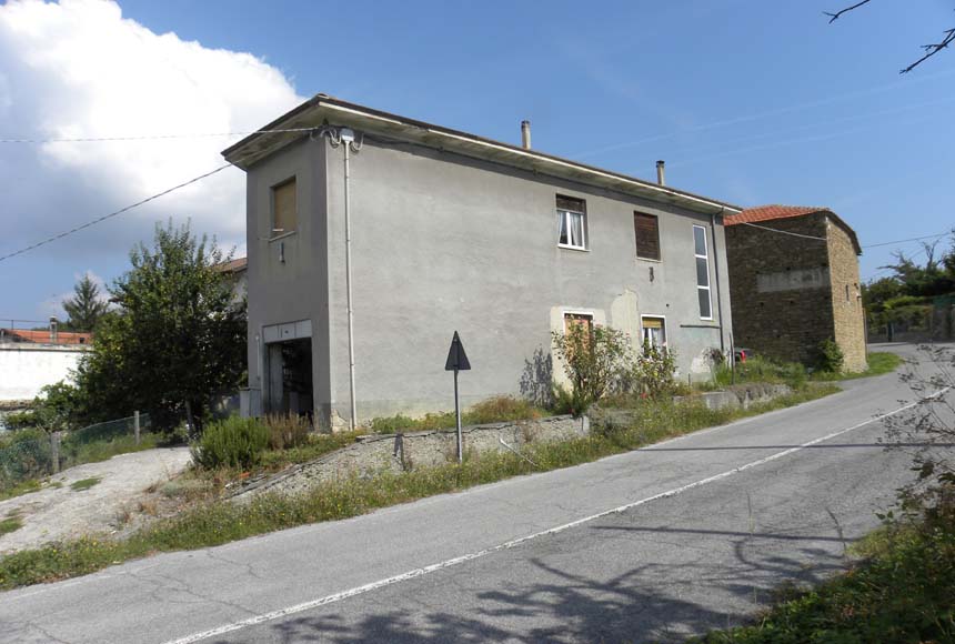 Casa in vendita a Piana Crixia