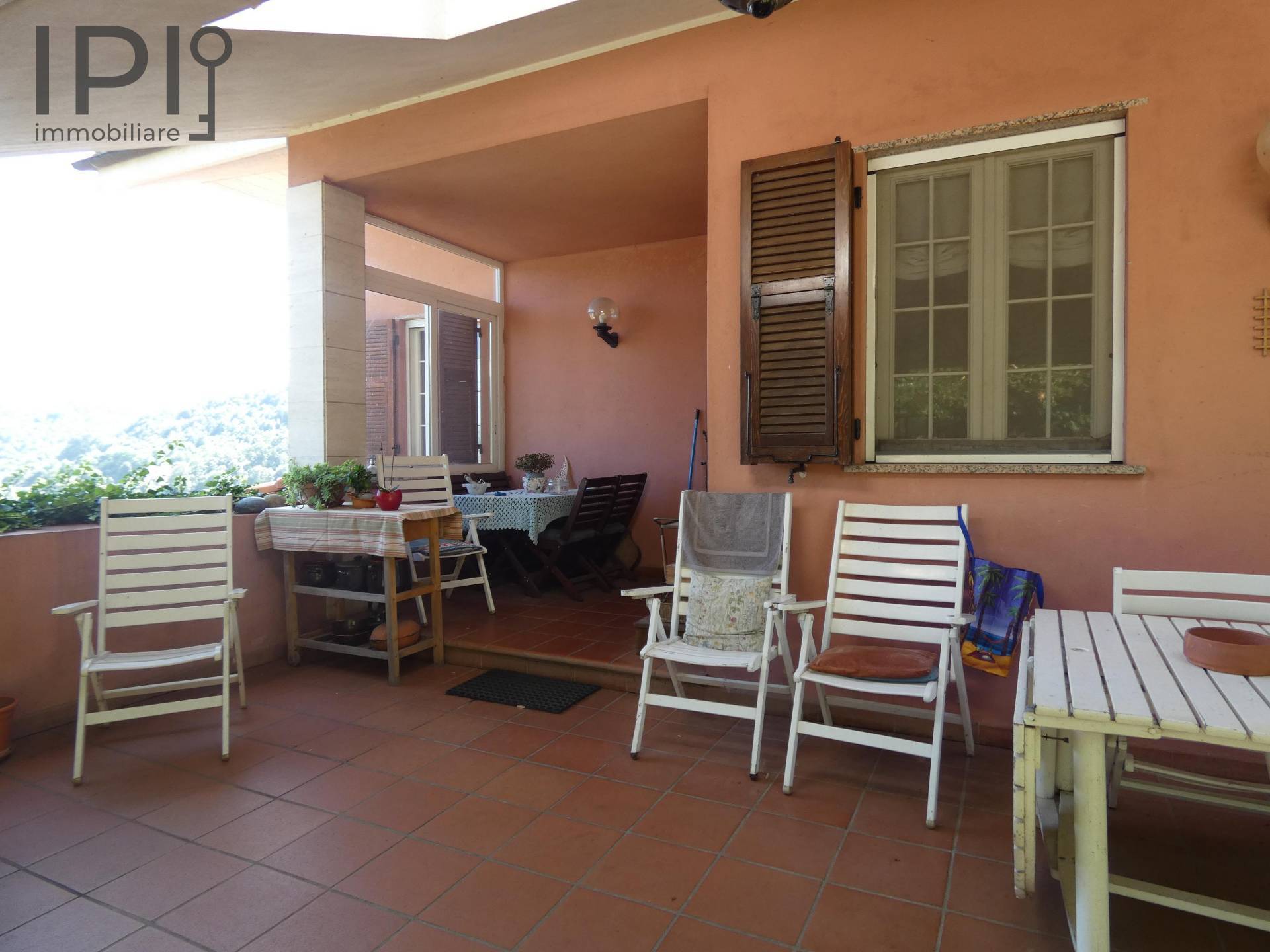 Villa Padronale - Semindipendente in vendita a Carcare