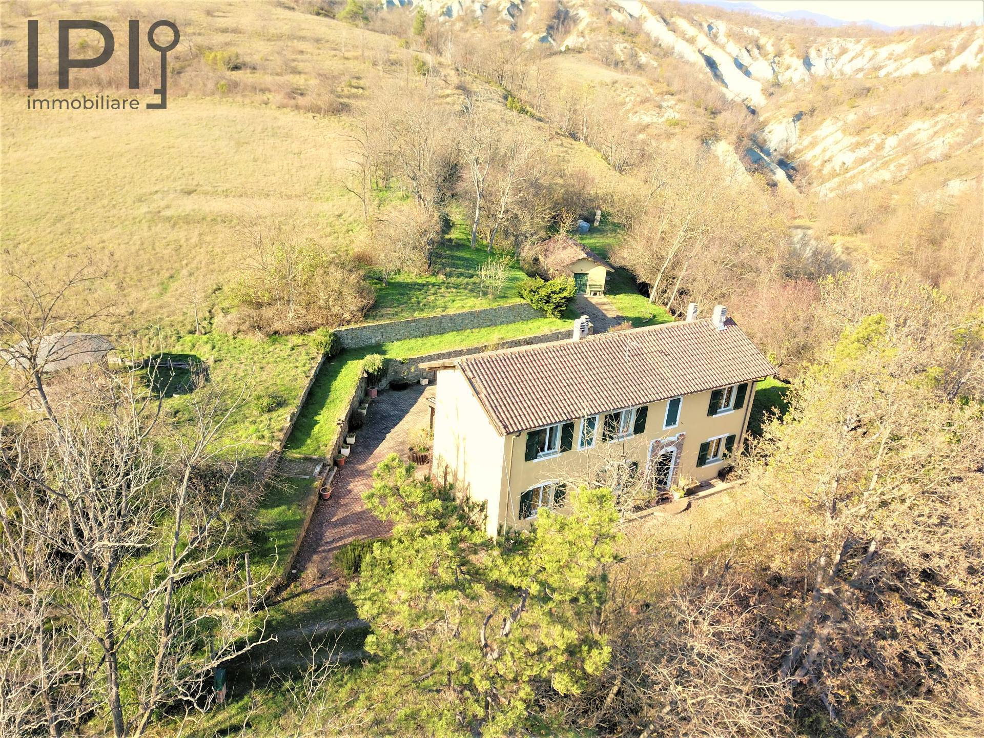Villa / Villetta in vendita a Piana Crixia