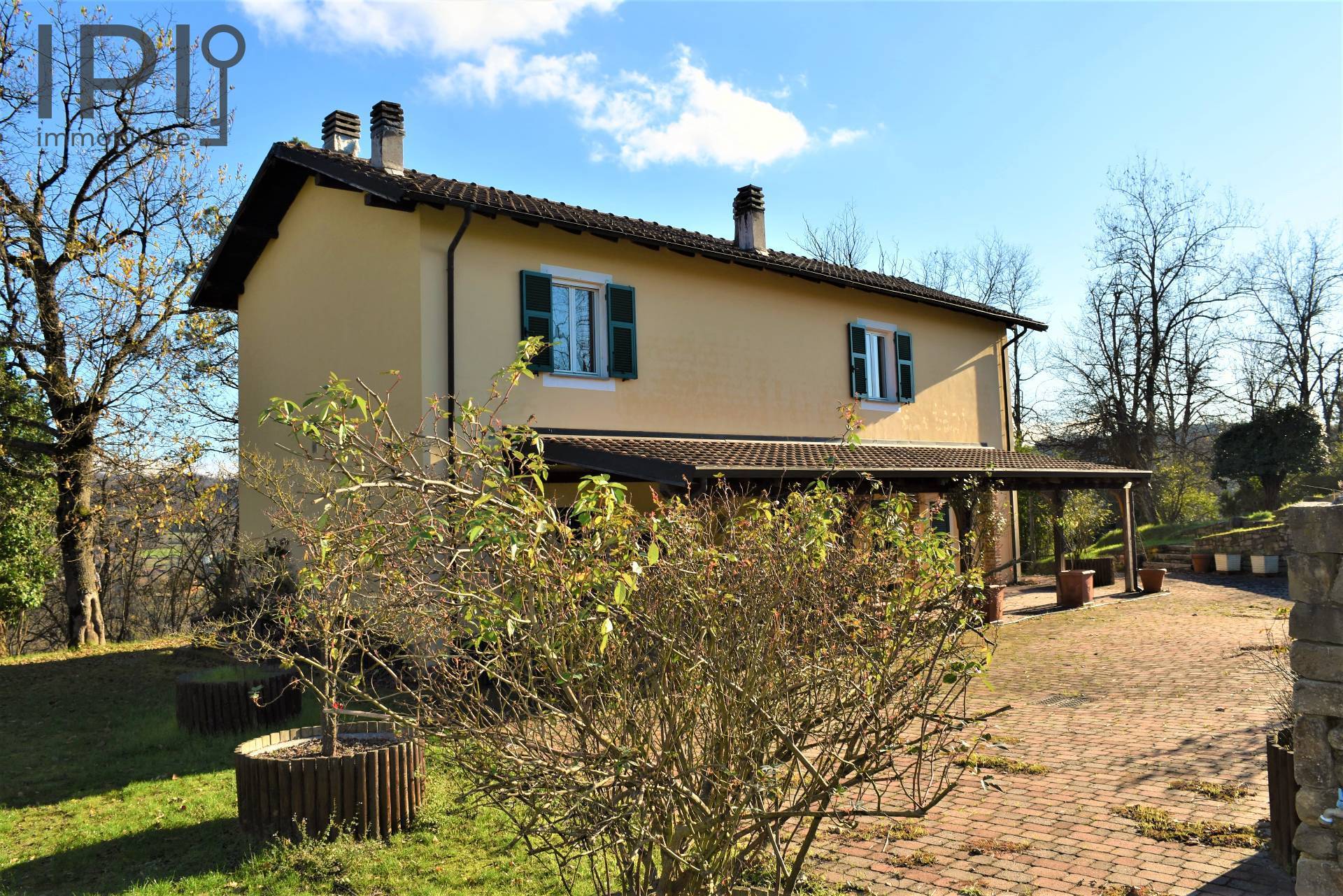 Villa / Villetta in vendita a Piana Crixia