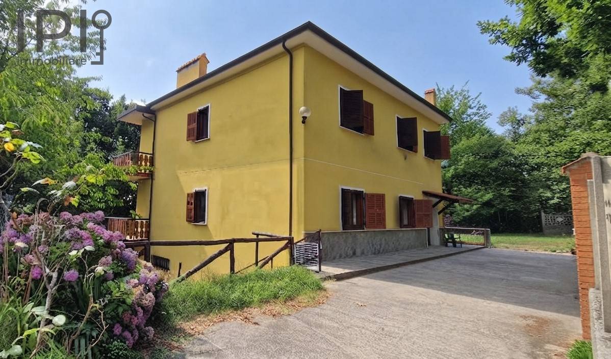 Villa Padronale in vendita a Giusvalla