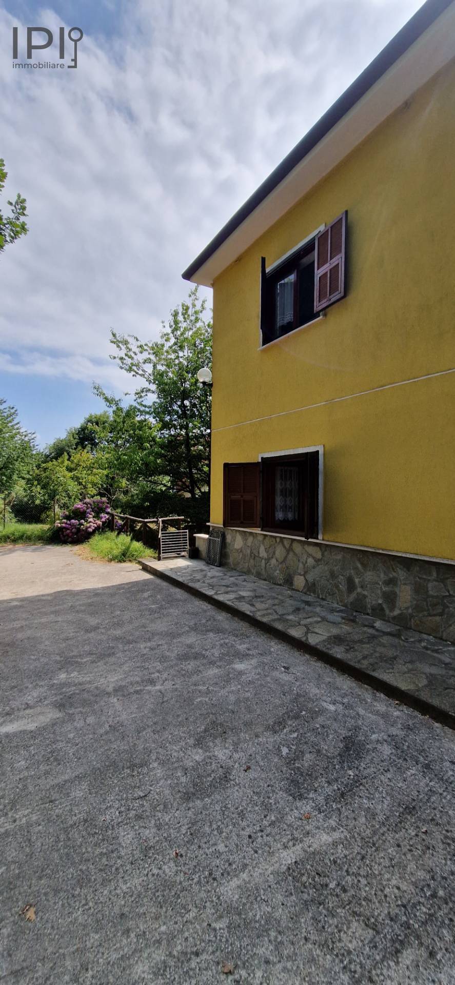 Villa Padronale in vendita a Giusvalla