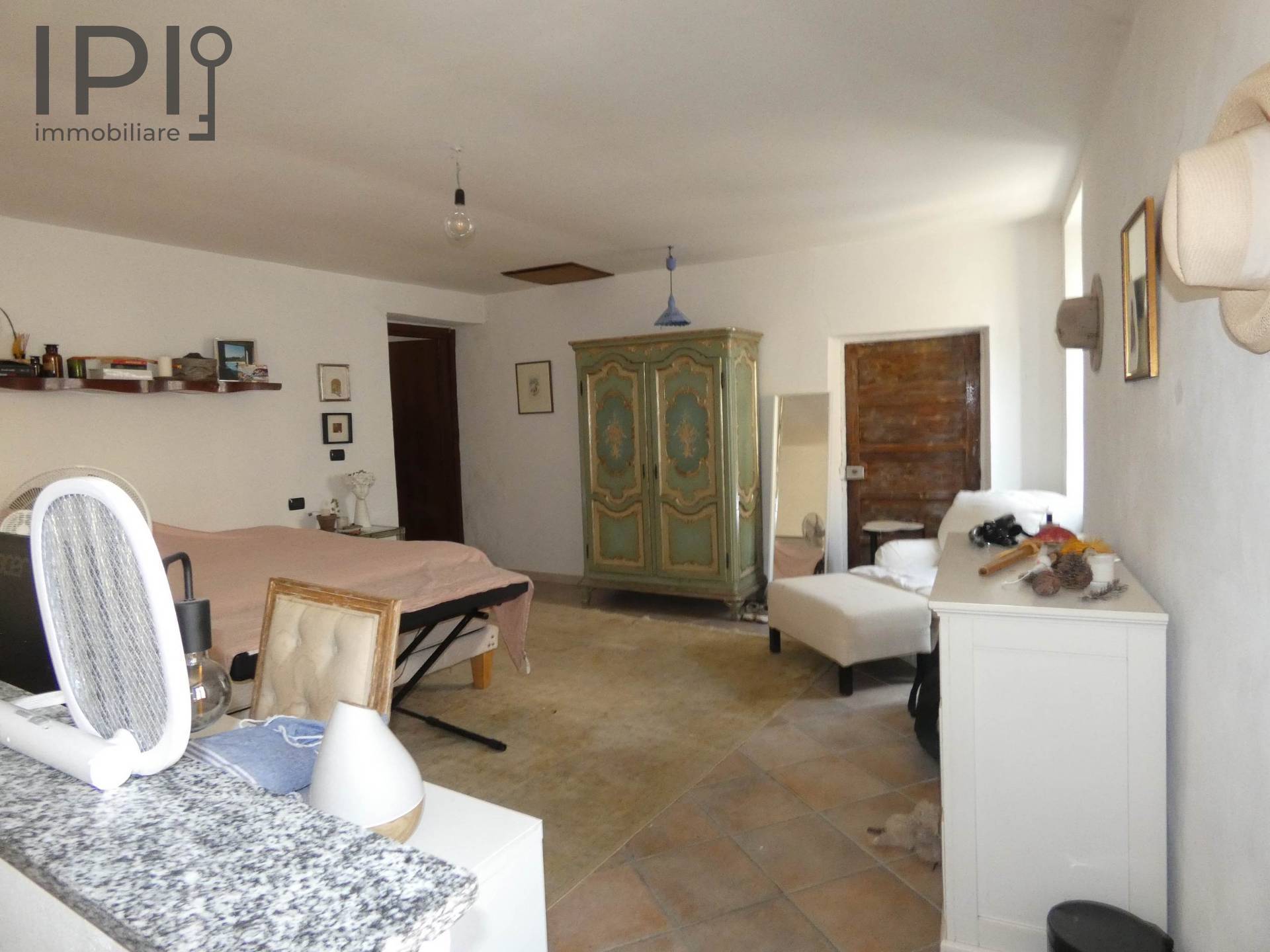 Casa - Semindipendente in vendita a Pareto