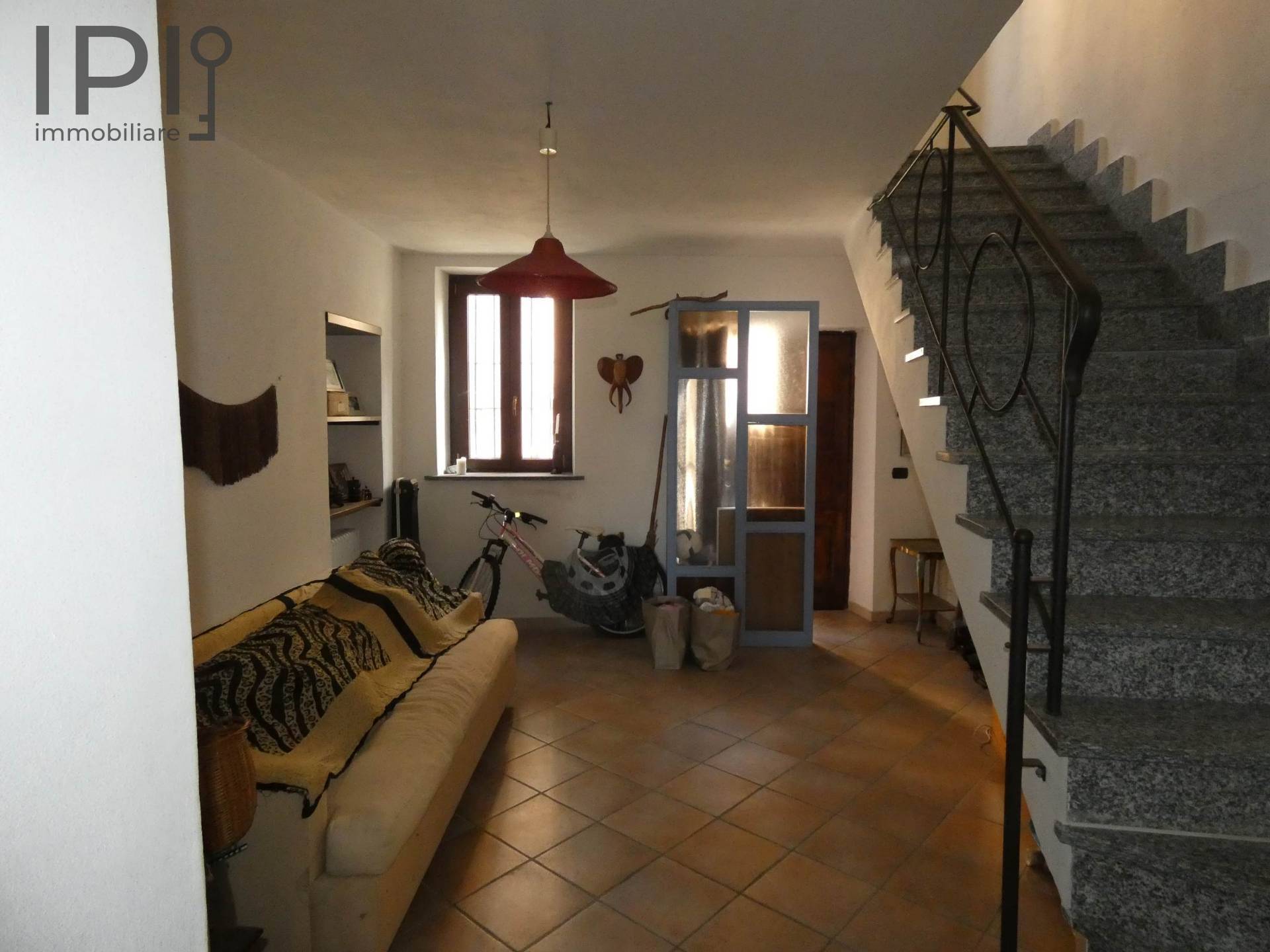 Casa - Semindipendente in vendita a Pareto