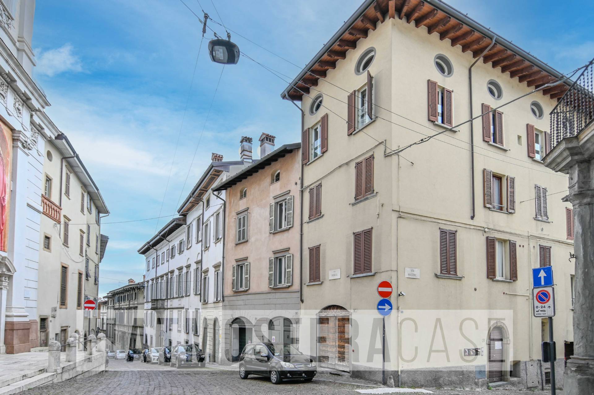 Quadrilocale con terrazzo, Bergamo centrale