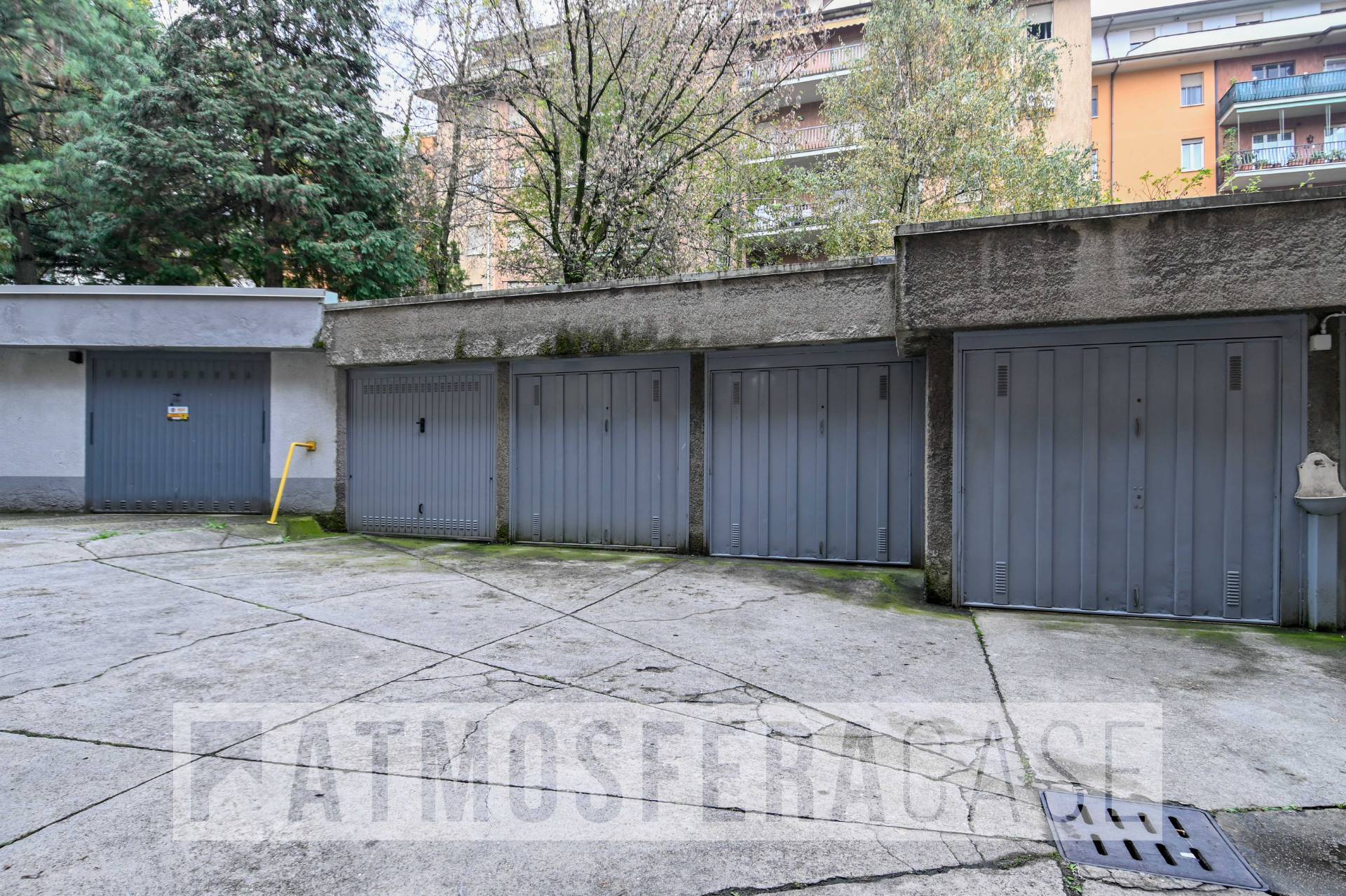 Box o garage in vendita a Bergamo, Carducci