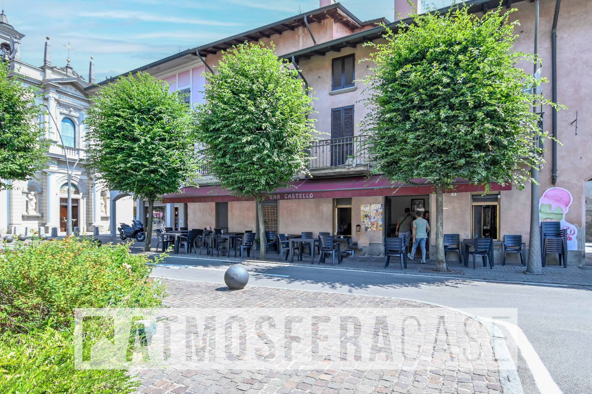 Locale commerciale in vendita a Castel Rozzone