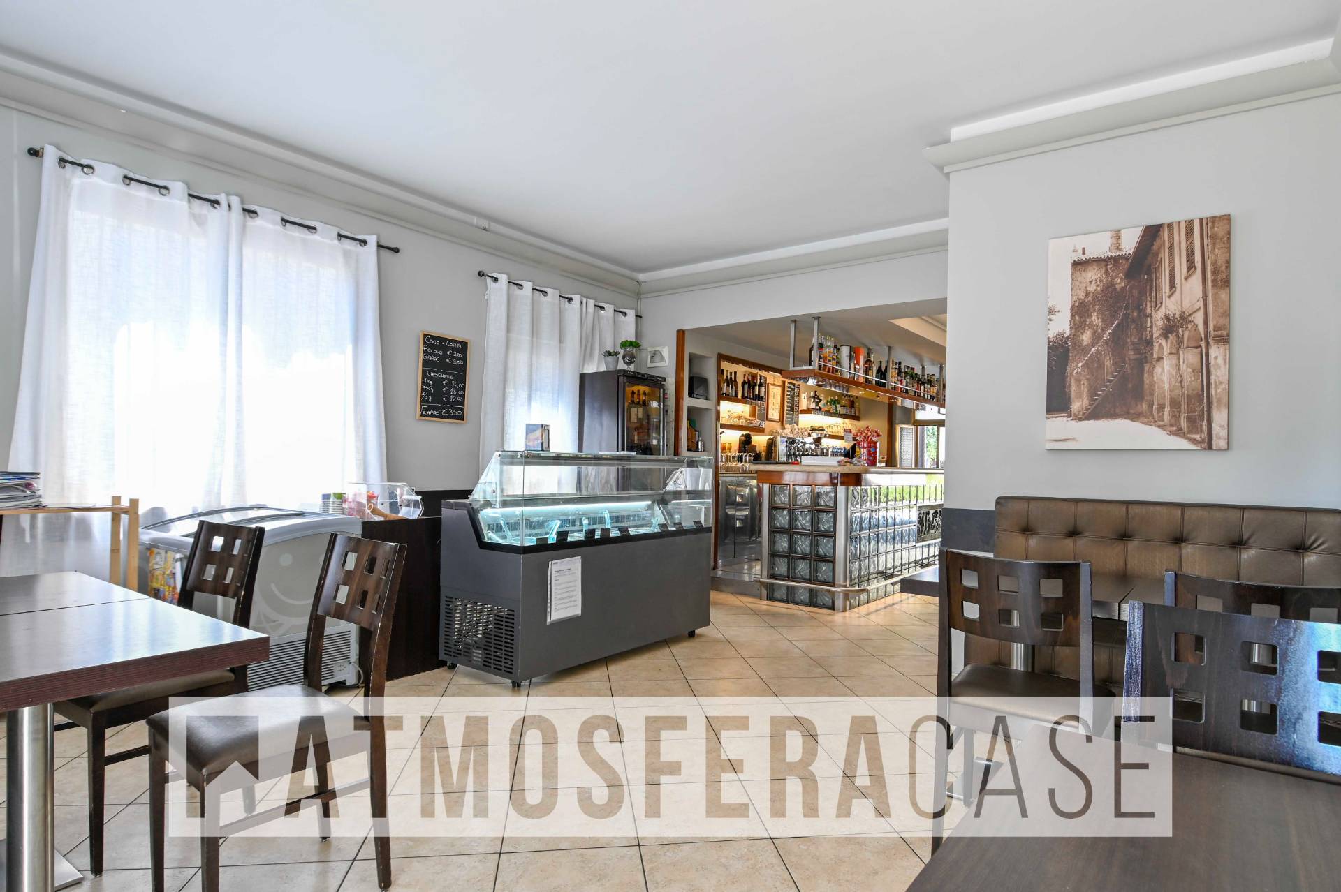 Locale commerciale in vendita a Castel Rozzone