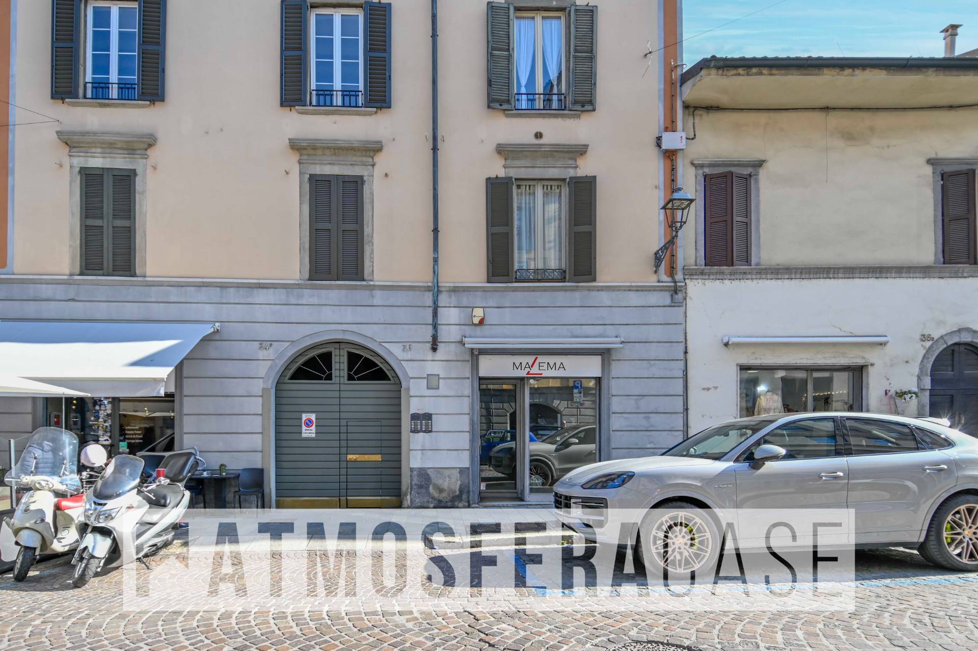 Locale commerciale in vendita a Bergamo, Borgo Palazzo