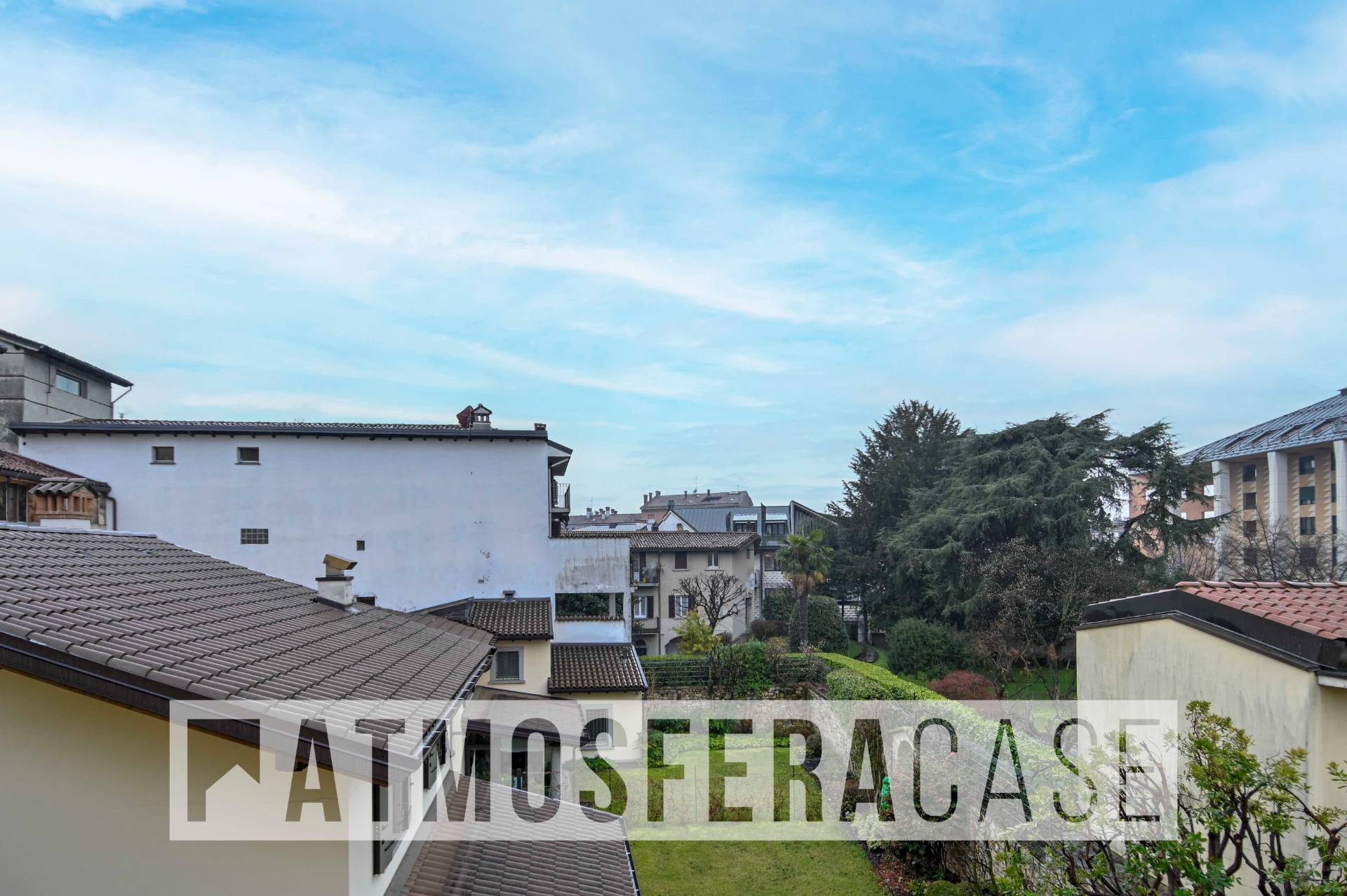 Appartamento in vendita a Bergamo, Centrale