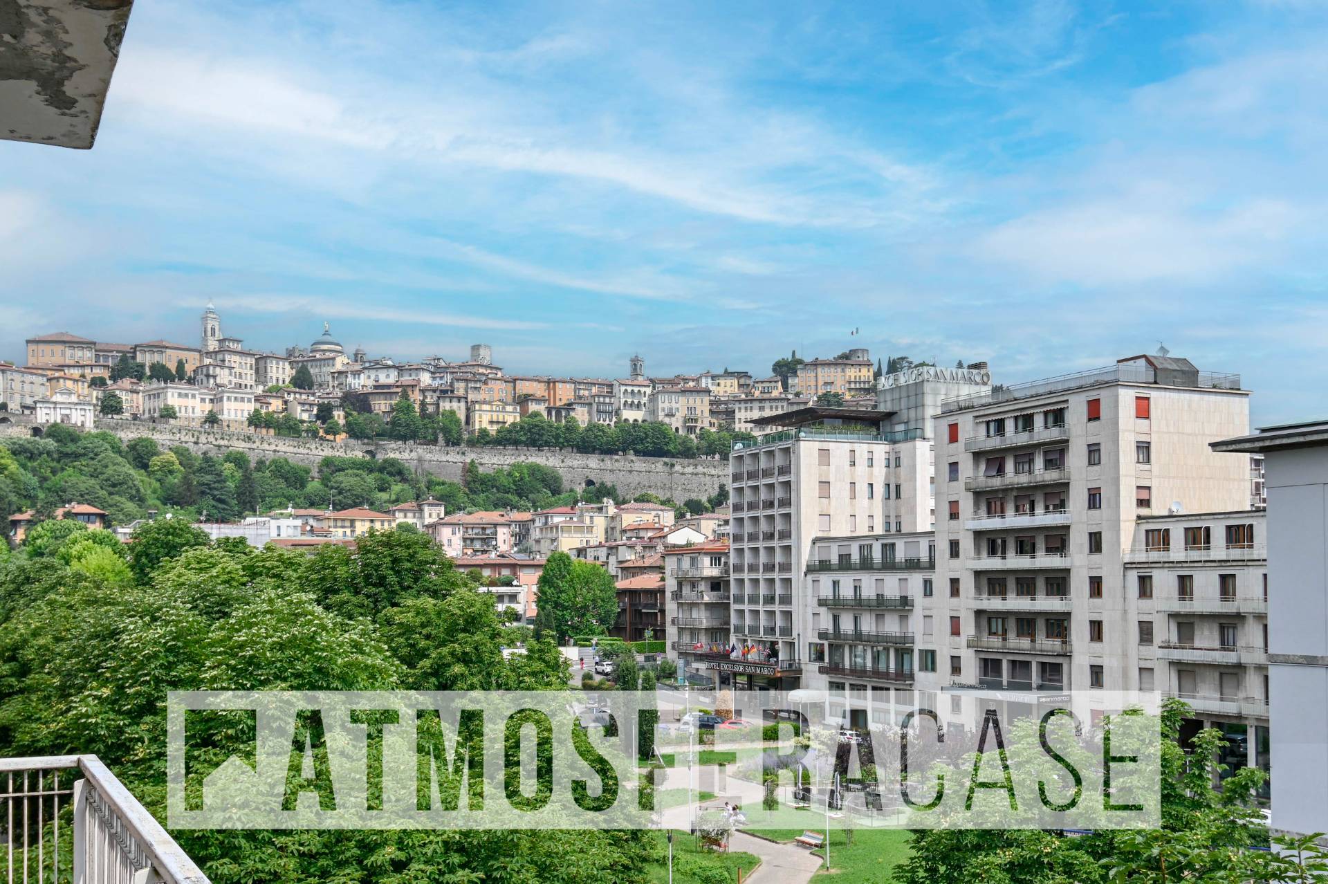 Appartamento in vendita a Bergamo, Centrale