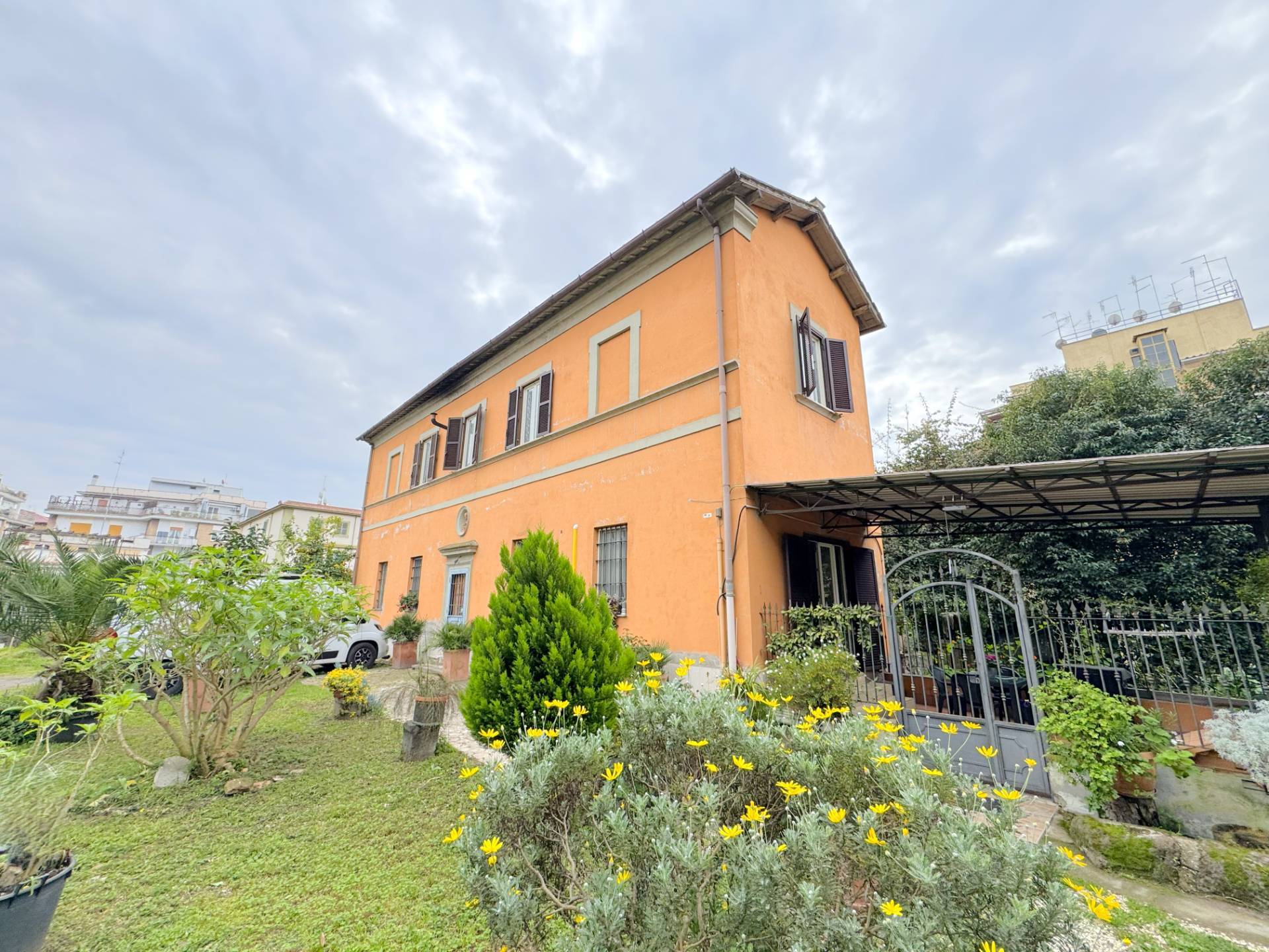 Casa singola in vendita a Roma, Appio Latino