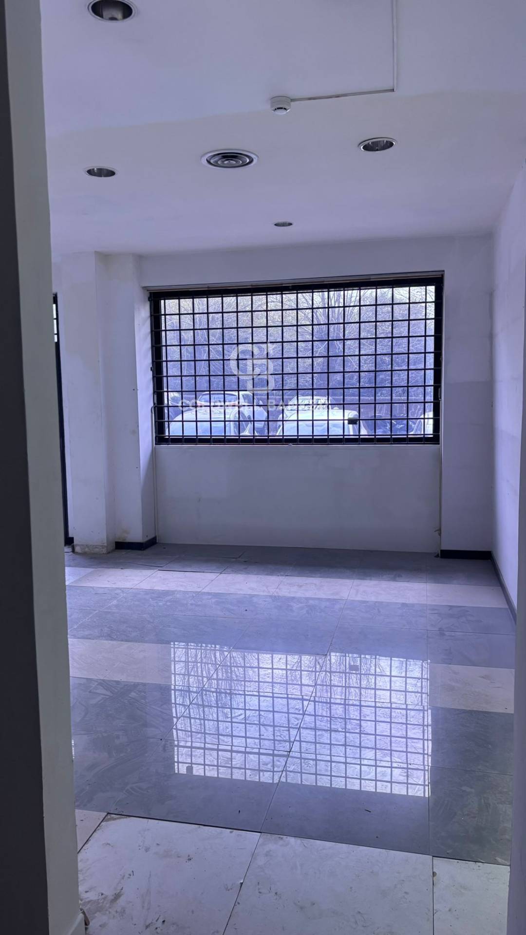 Locale commerciale in affitto a Roma, Tiburtino