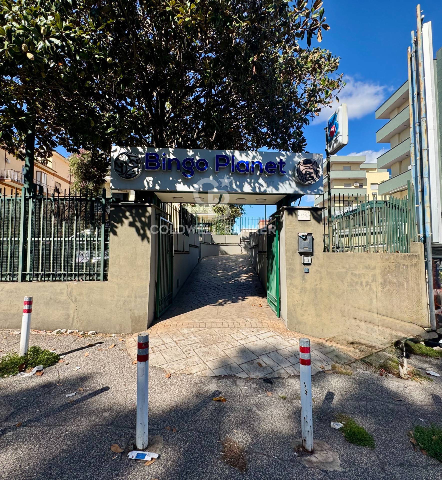 Locale commerciale in affitto a Roma