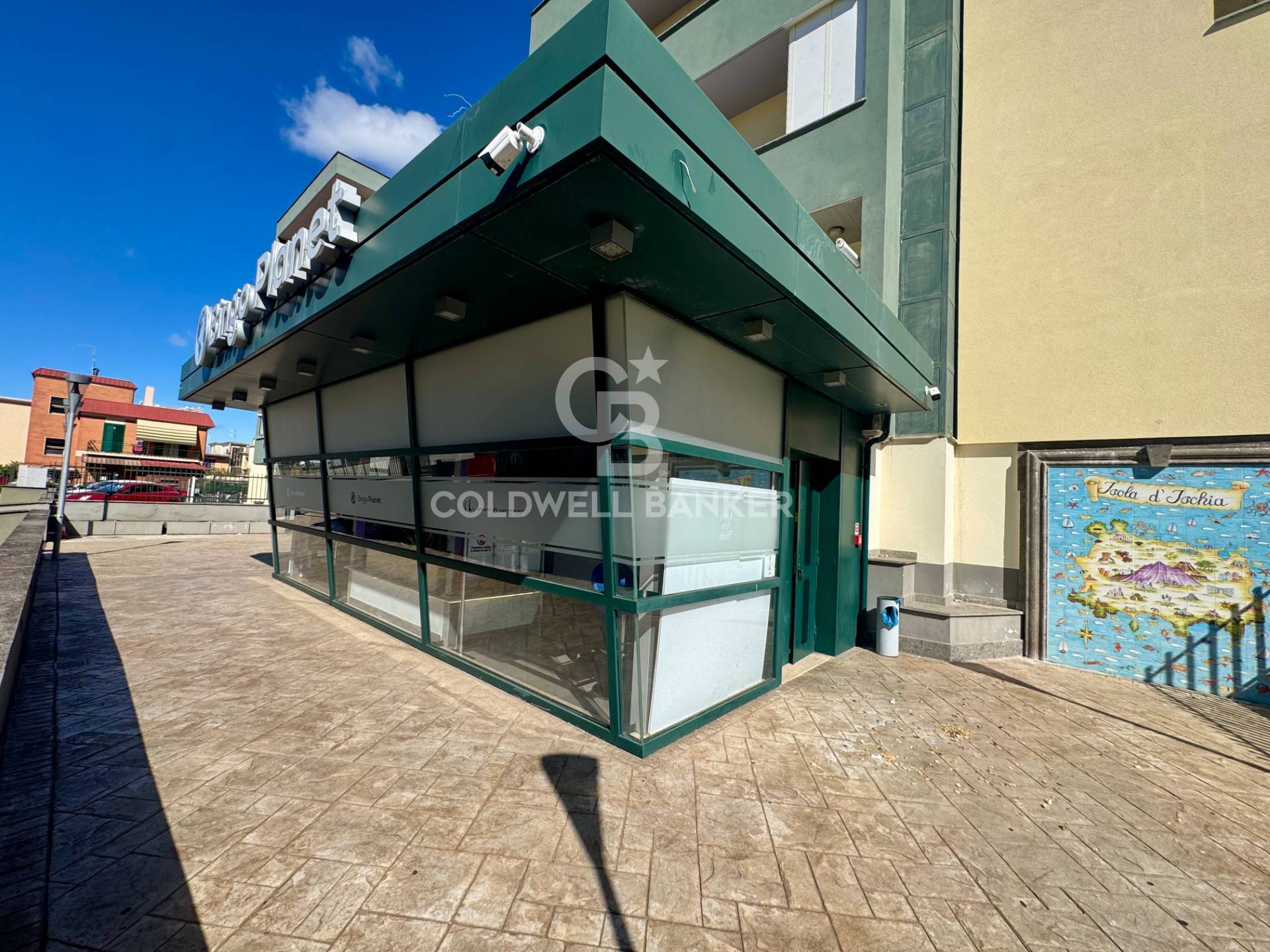 Locale commerciale in affitto a Roma