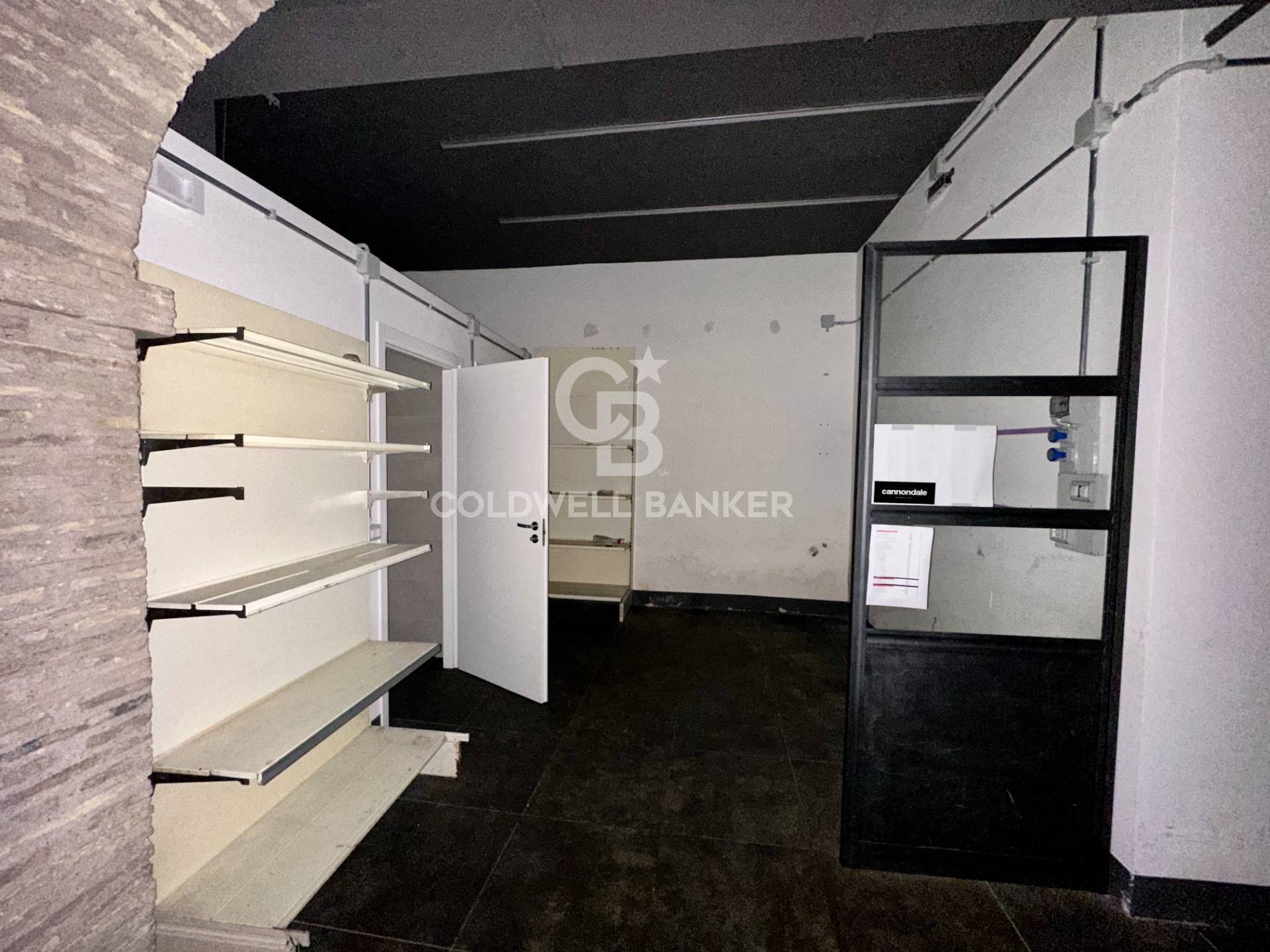 Locale commerciale in affitto a Roma, Centro Storico