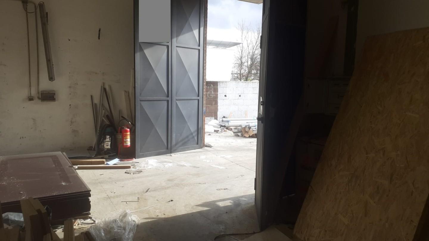Capannone in affitto a Vicopisano