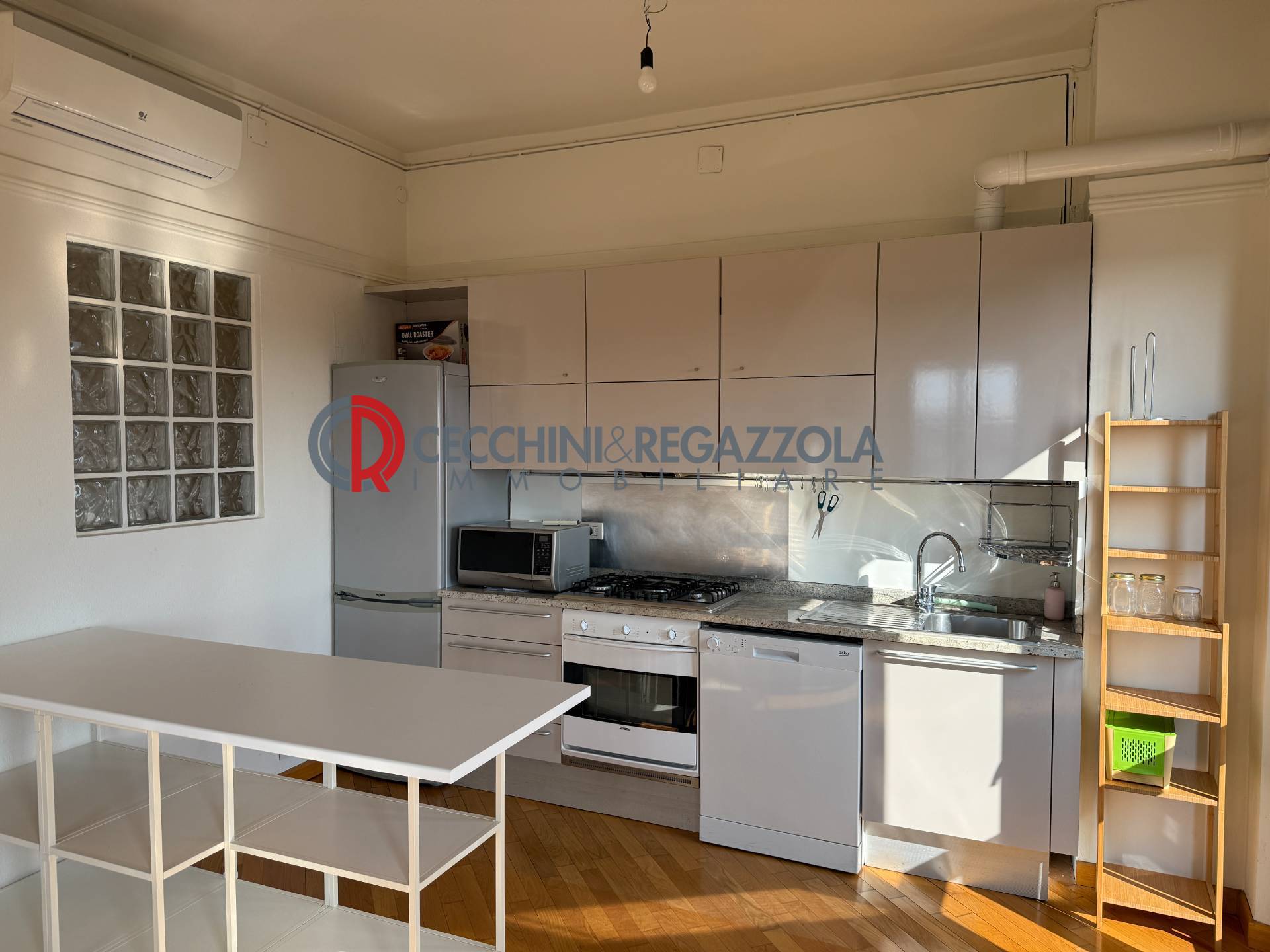 Appartamento in vendita a Milano, Lorenteggio