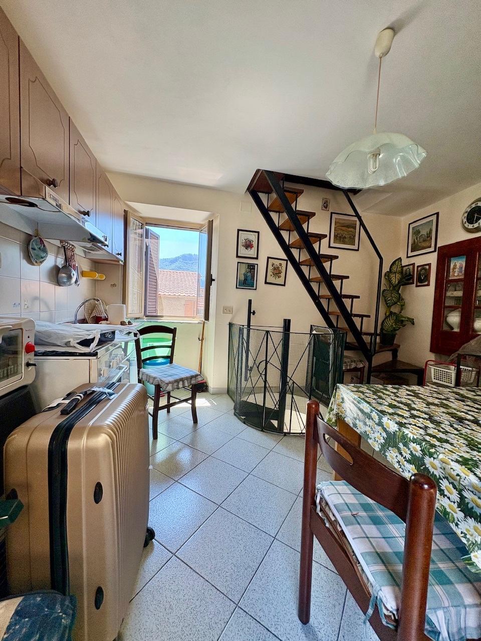 Casa indipendente con terrazzo, Stazzema retignano