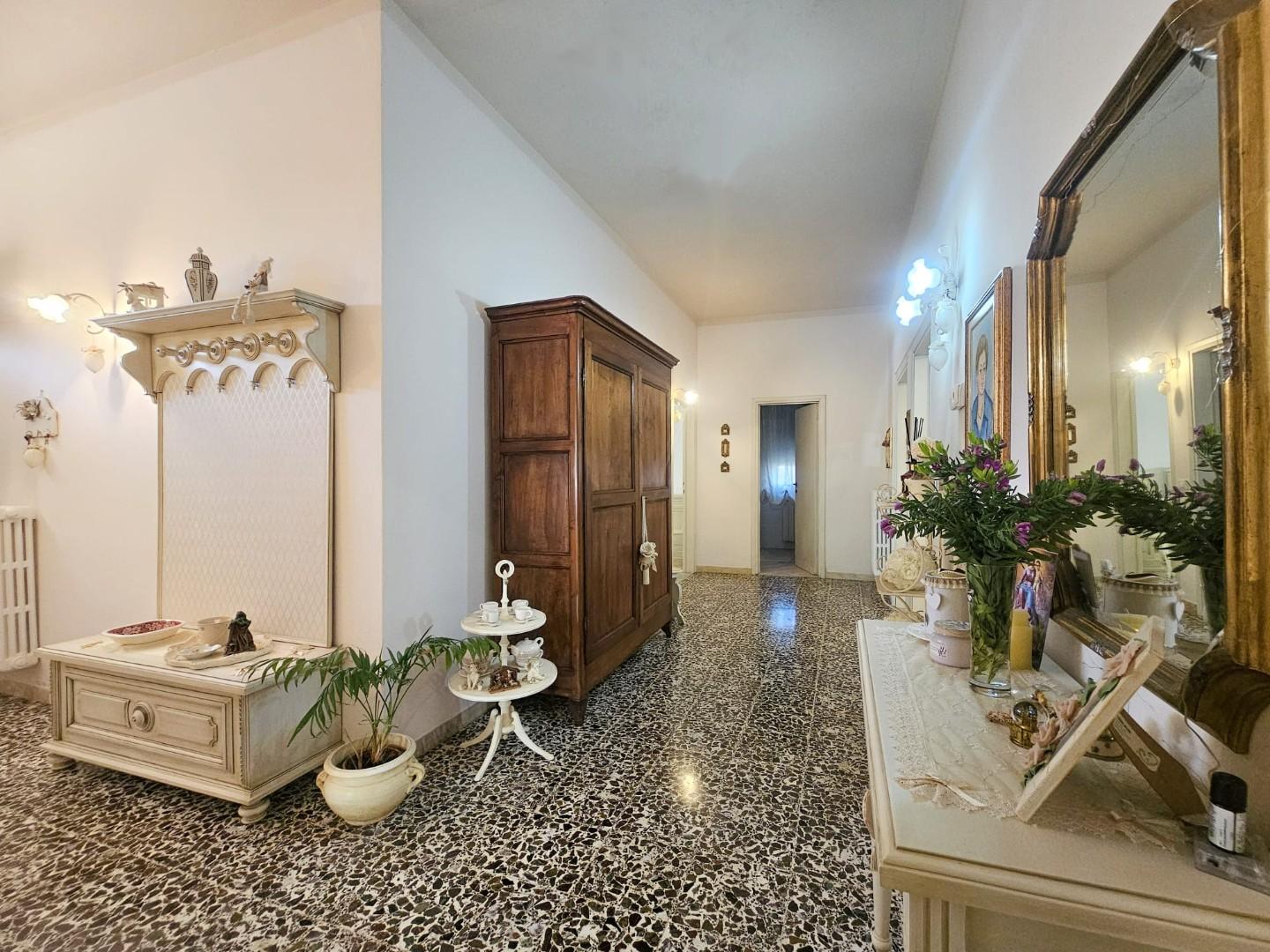 Casa indipendente in vendita a Cascina