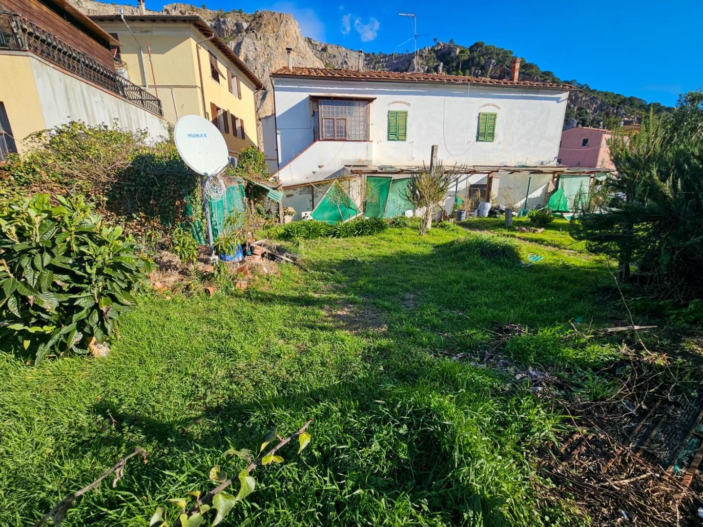 Casa indipendente con giardino, Vicopisano uliveto terme