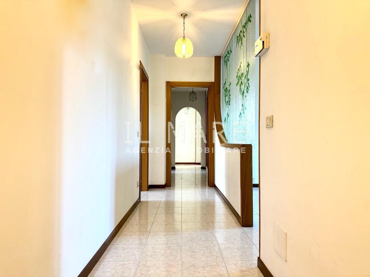 Appartamento in vendita a Massa