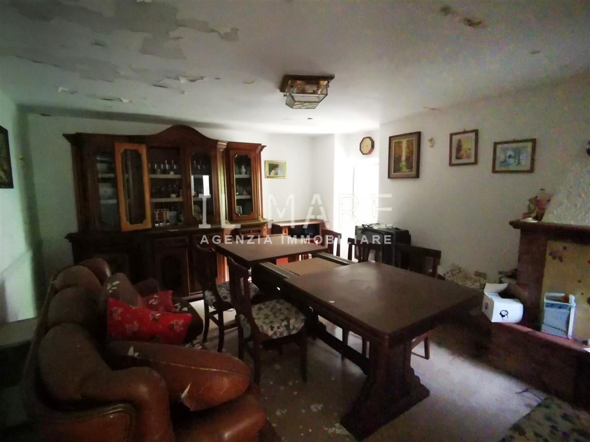 Casa indipendente in vendita, Massa gronda