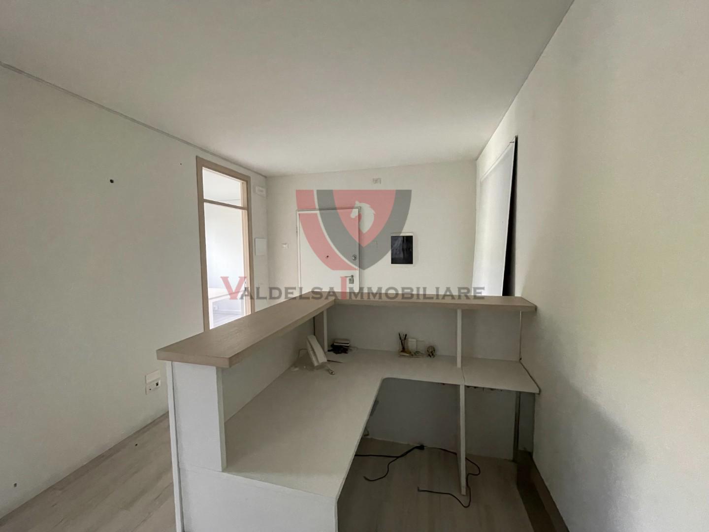 Ufficio in vendita, Poggibonsi salceto (rione chiesina)