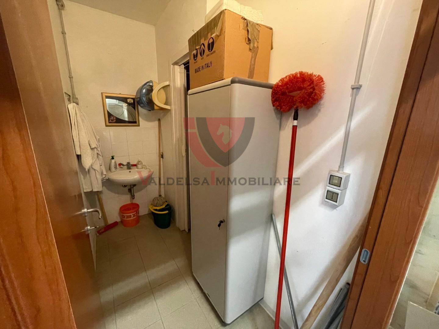 Casa vacanza Bilocale in vendita a Monteriggioni