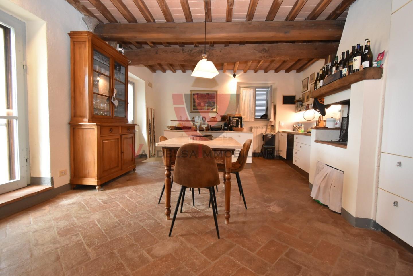 Casa indipendente con giardino, Poggibonsi gavignano