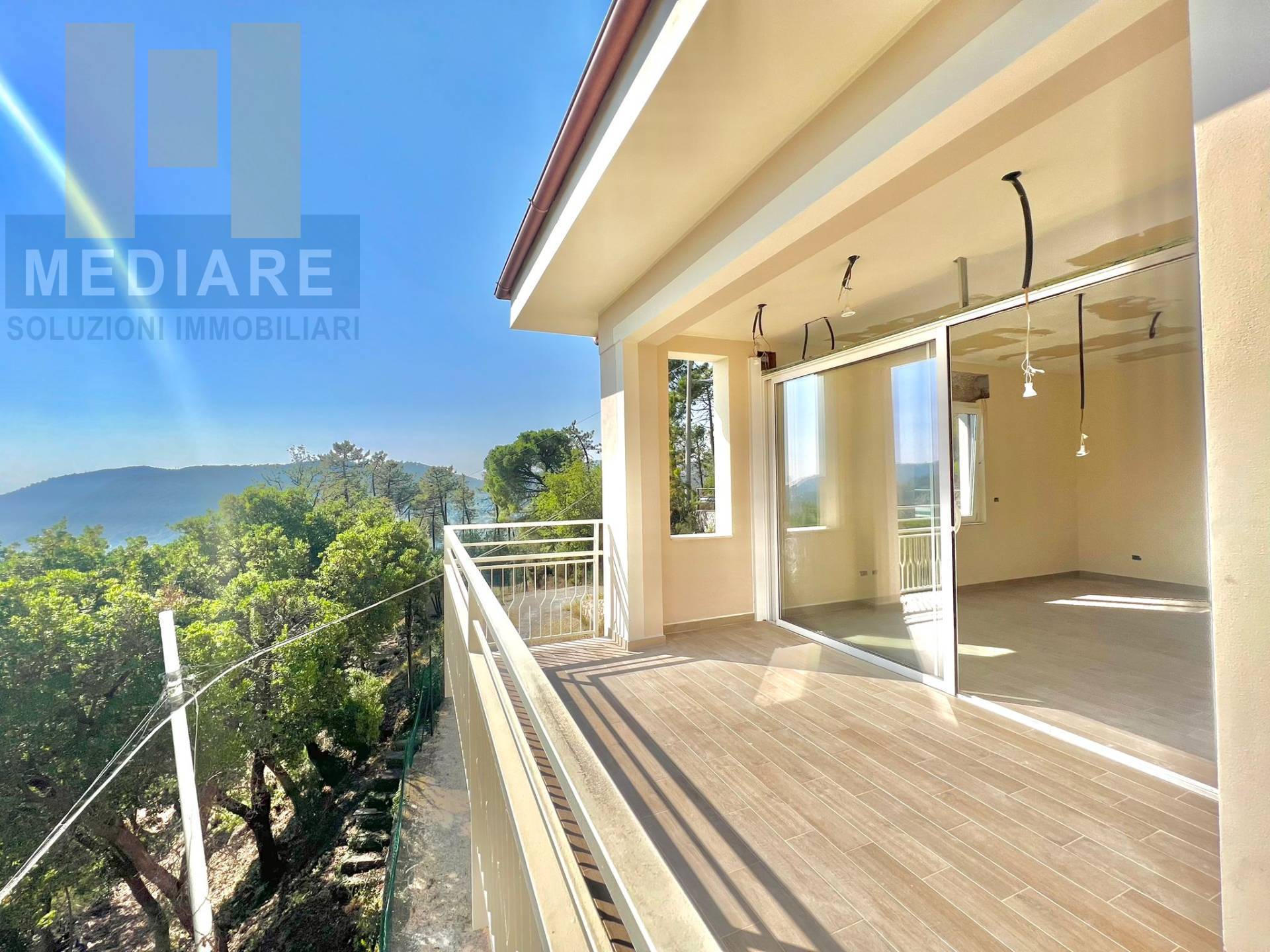 Villa vista mare, Finale Ligure finalborgo