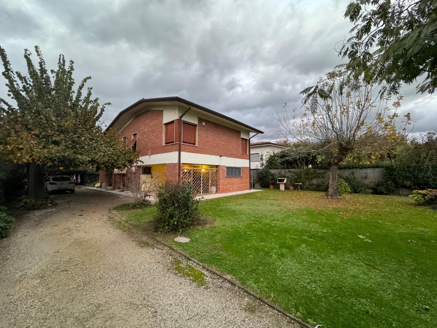 Villa in vendita a Forte dei Marmi